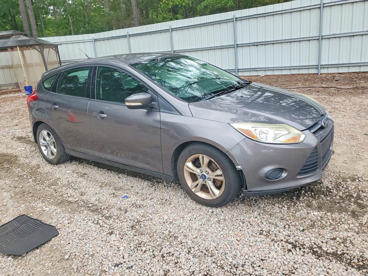 2013 Ford Focus Se Silver vin: 1FADP3K2XDL150155