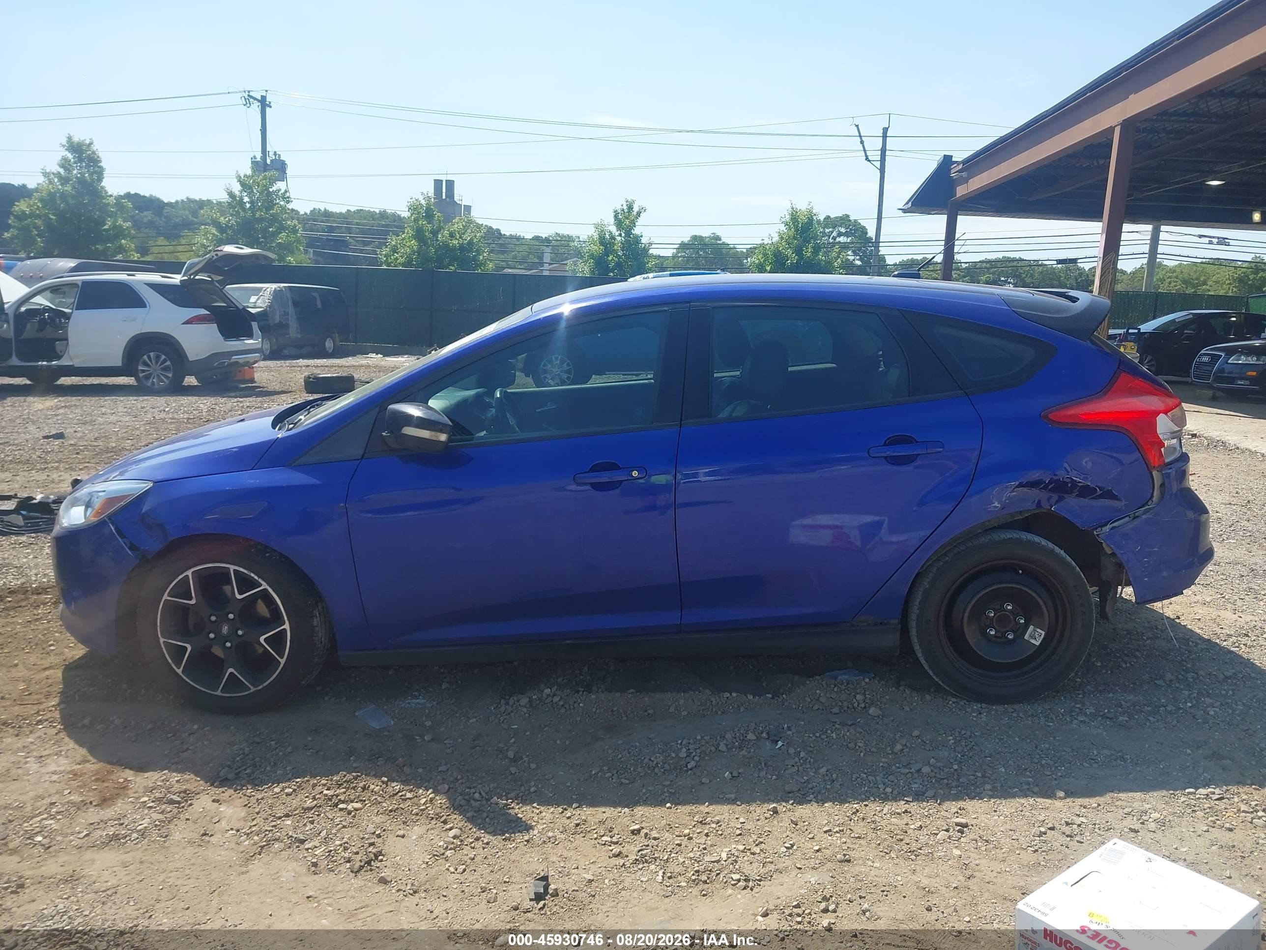 2013 Ford Focus Se Blue vin: 1FADP3K2XDL166842