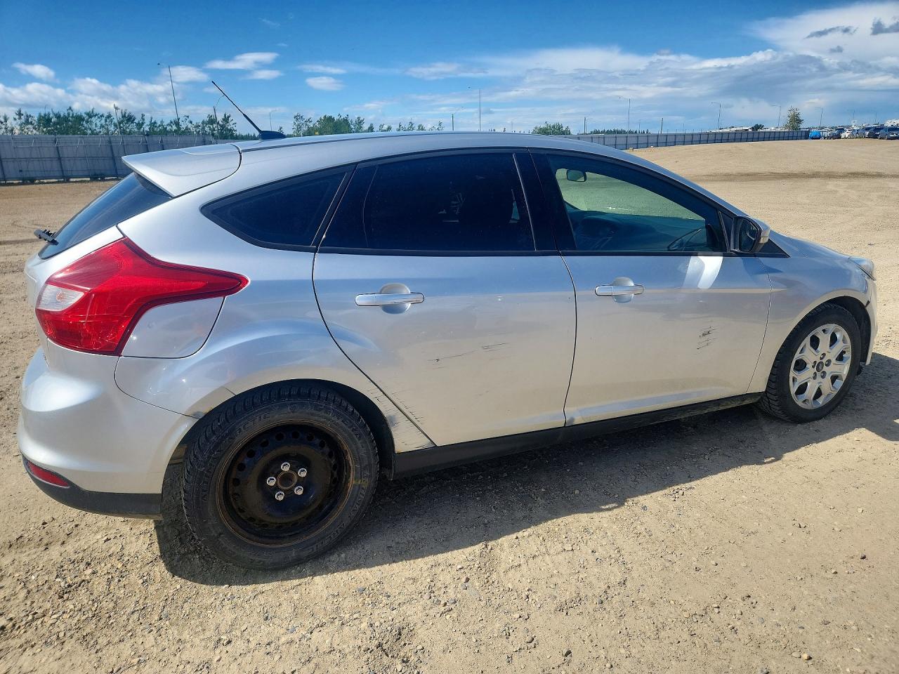 2013 Ford Focus Se Silver vin: 1FADP3K2XDL192017