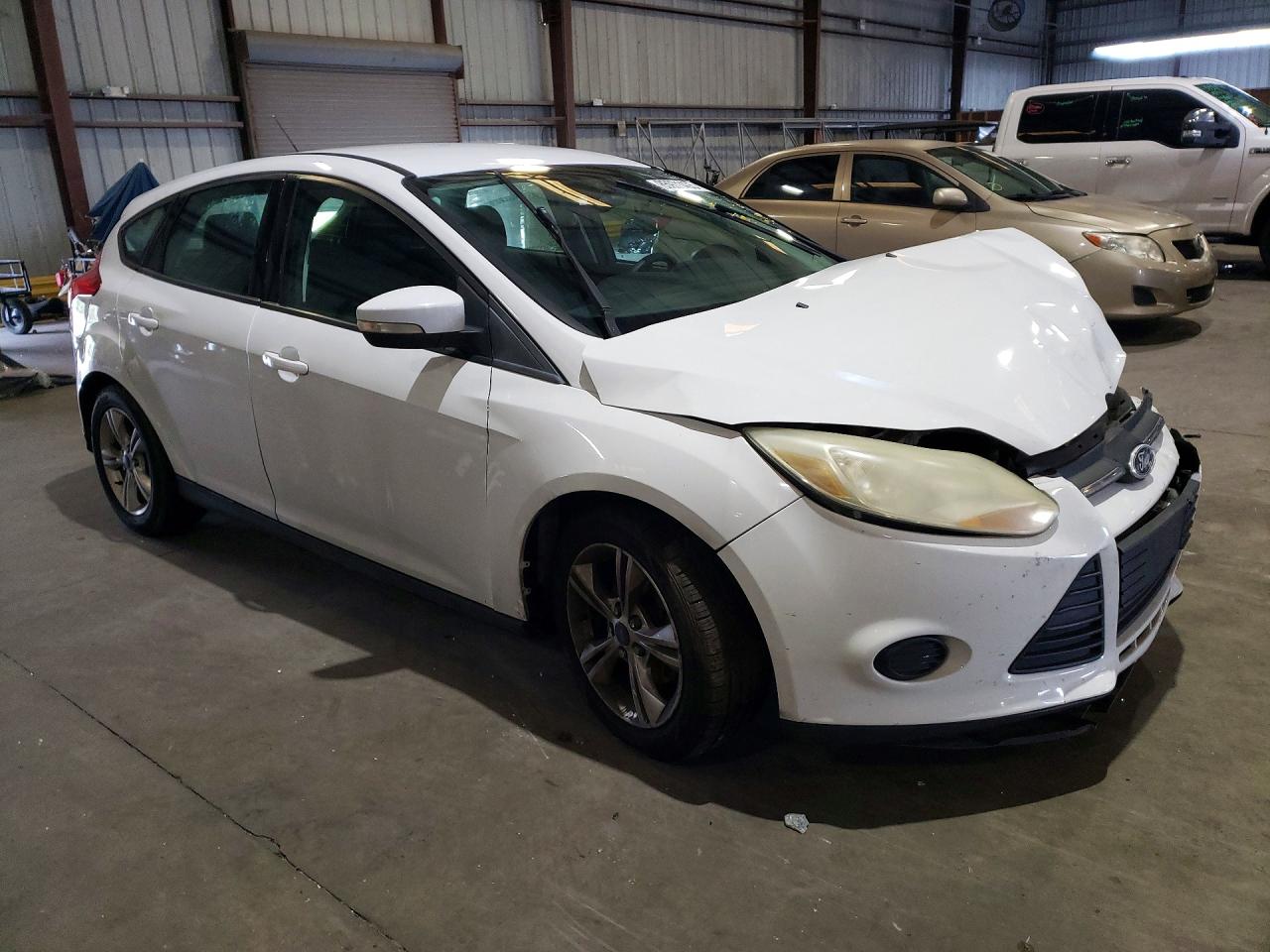 2013 Ford Focus Se White vin: 1FADP3K2XDL196682
