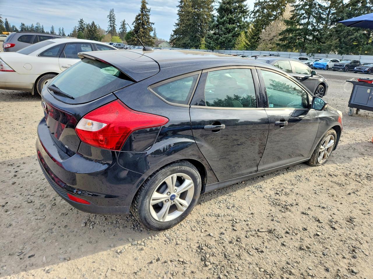 2013 Ford Focus Se Black vin: 1FADP3K2XDL290674
