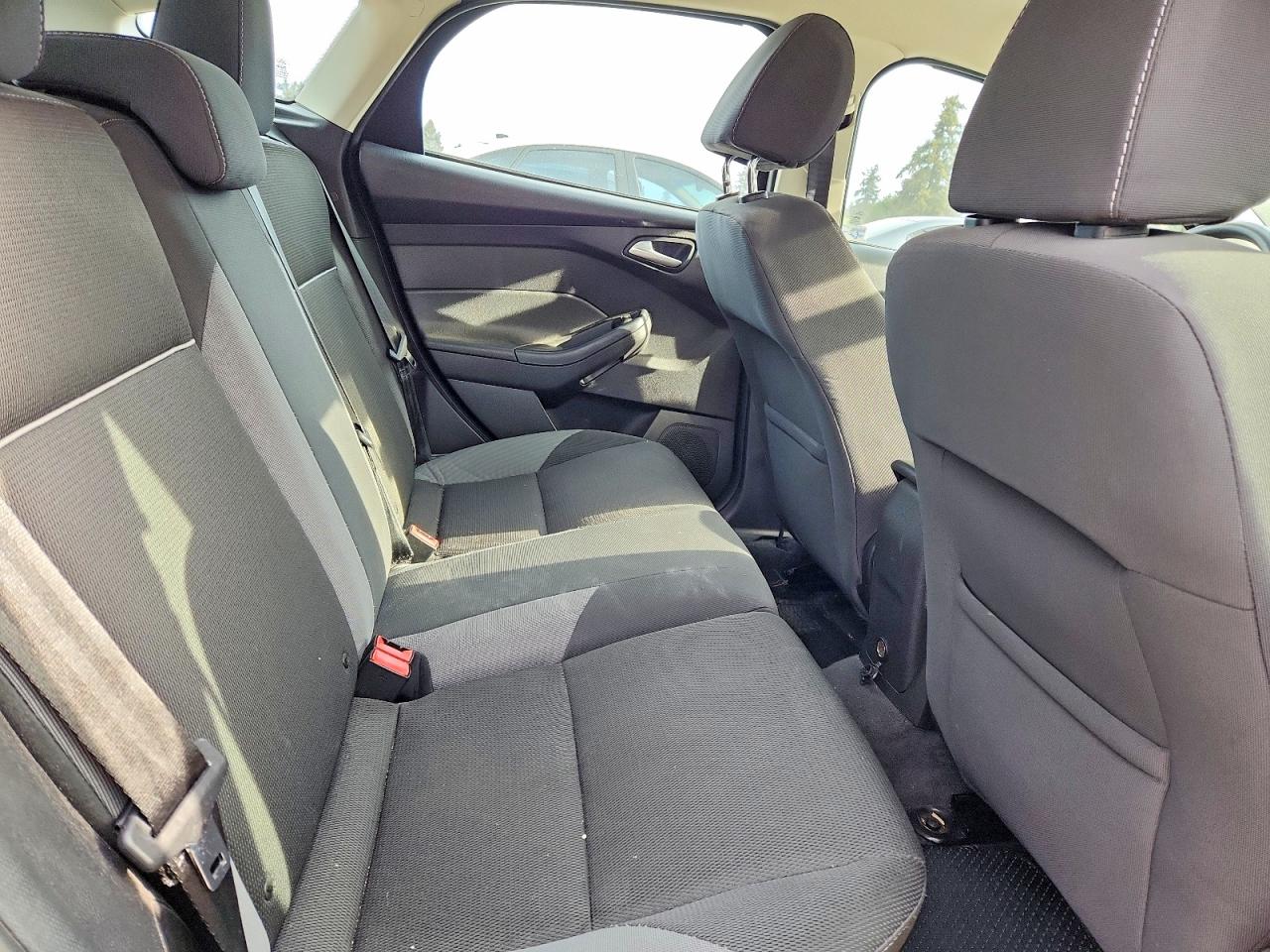 2013 Ford Focus Se Black vin: 1FADP3K2XDL290674