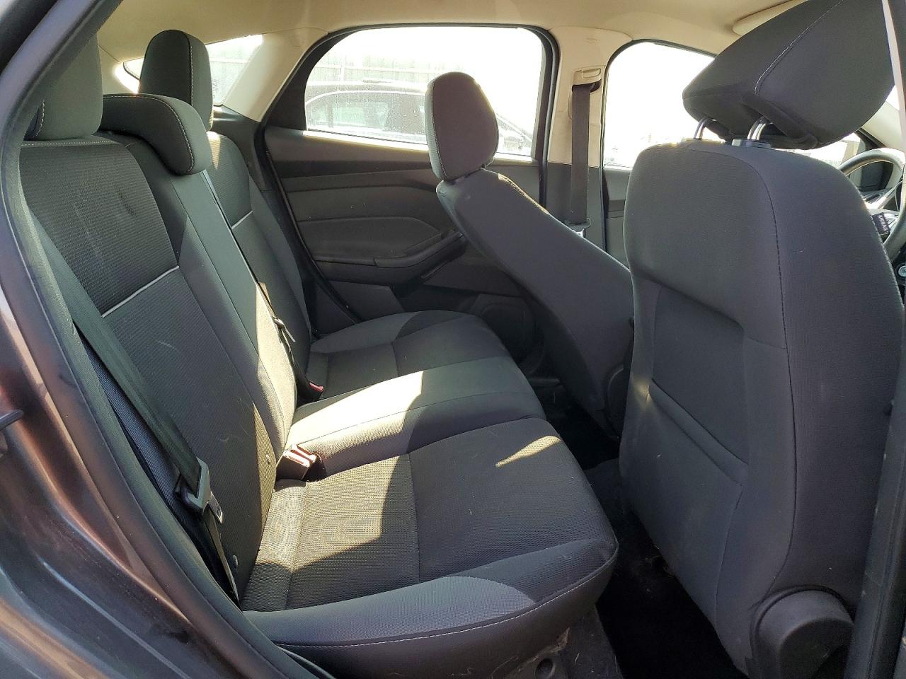 2013 Ford Focus Se Gray vin: 1FADP3K2XDL298659