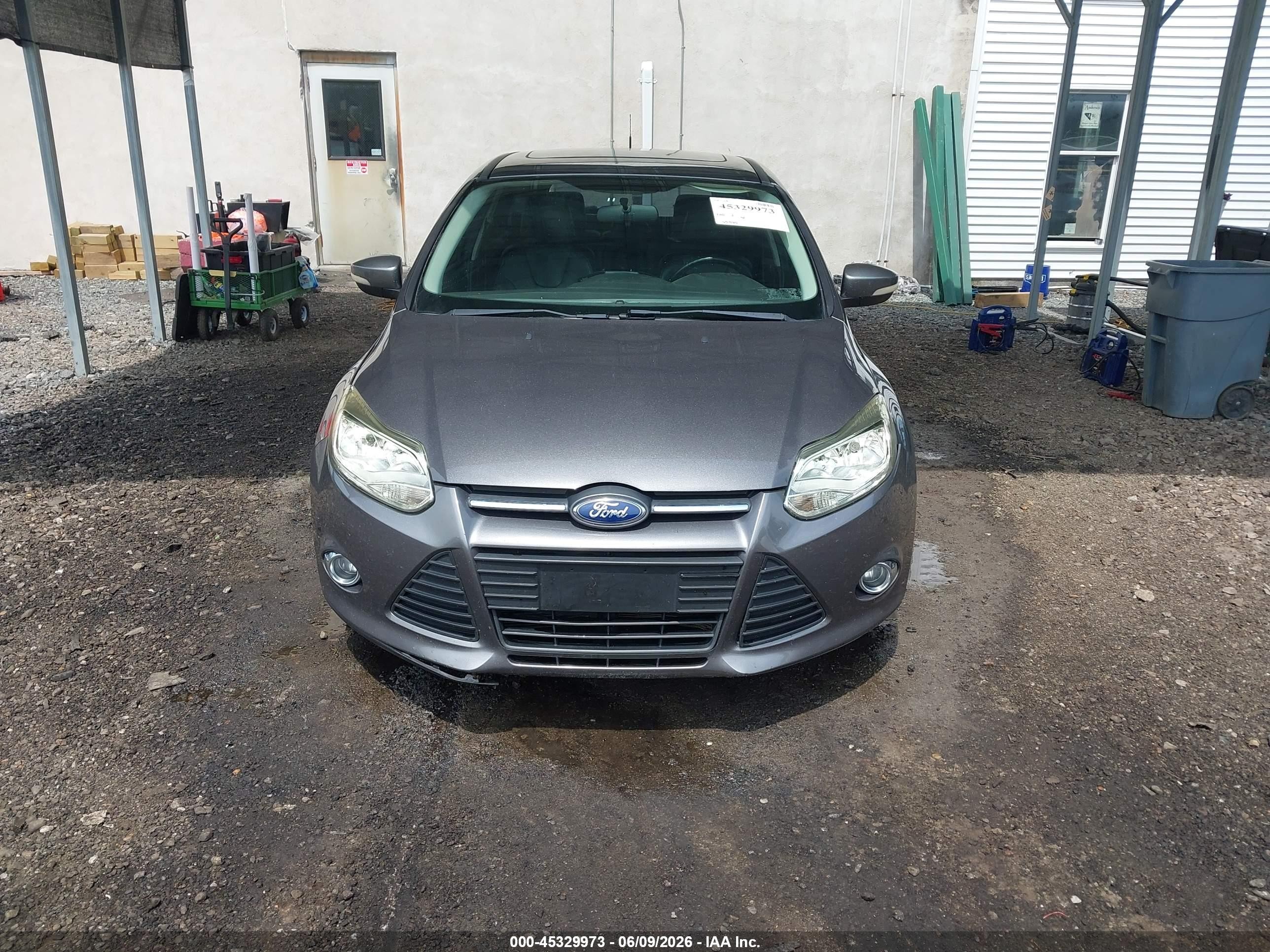 2013 Ford Focus Se Gray vin: 1FADP3K2XDL327402