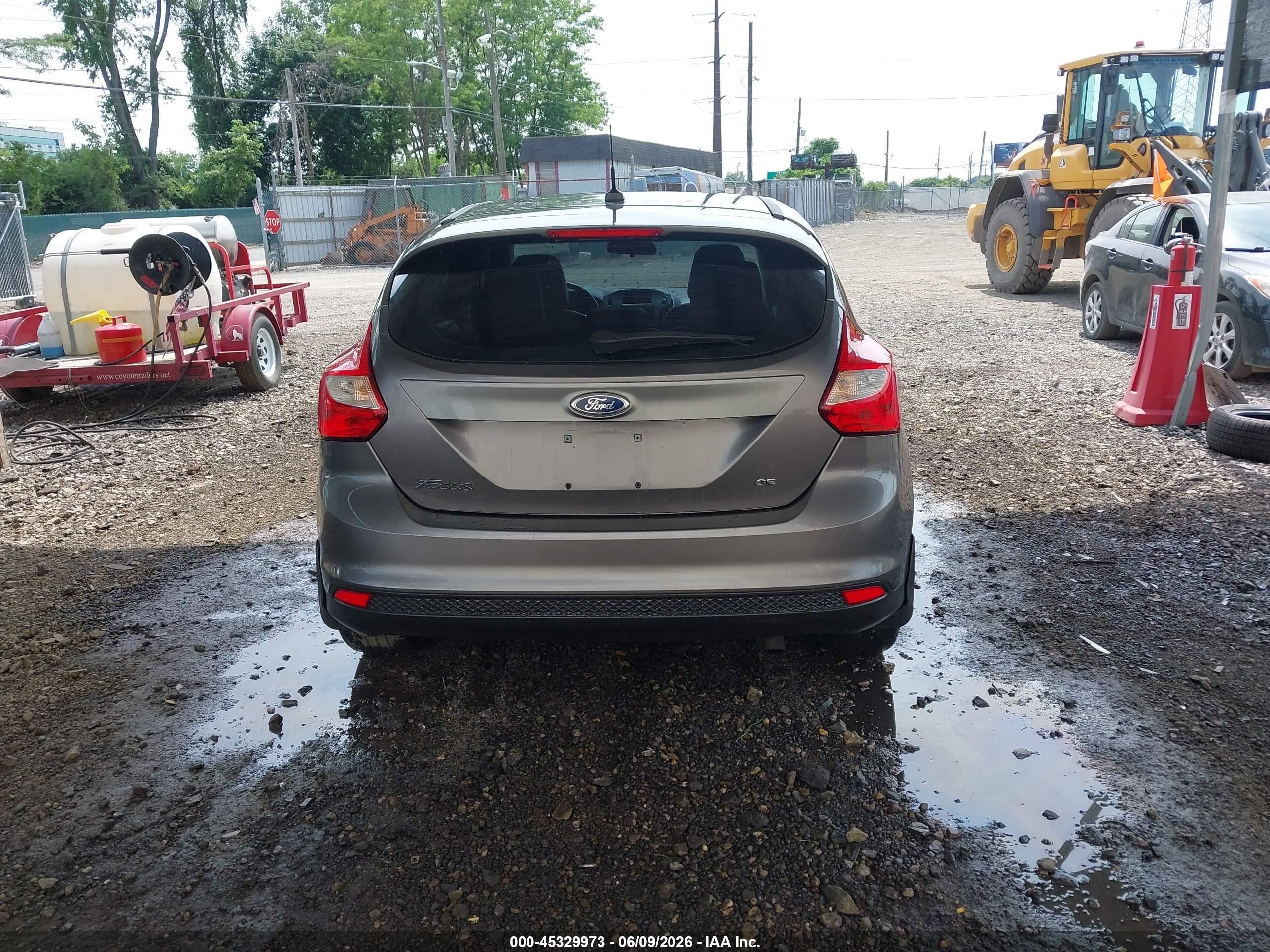 2013 Ford Focus Se Gray vin: 1FADP3K2XDL327402
