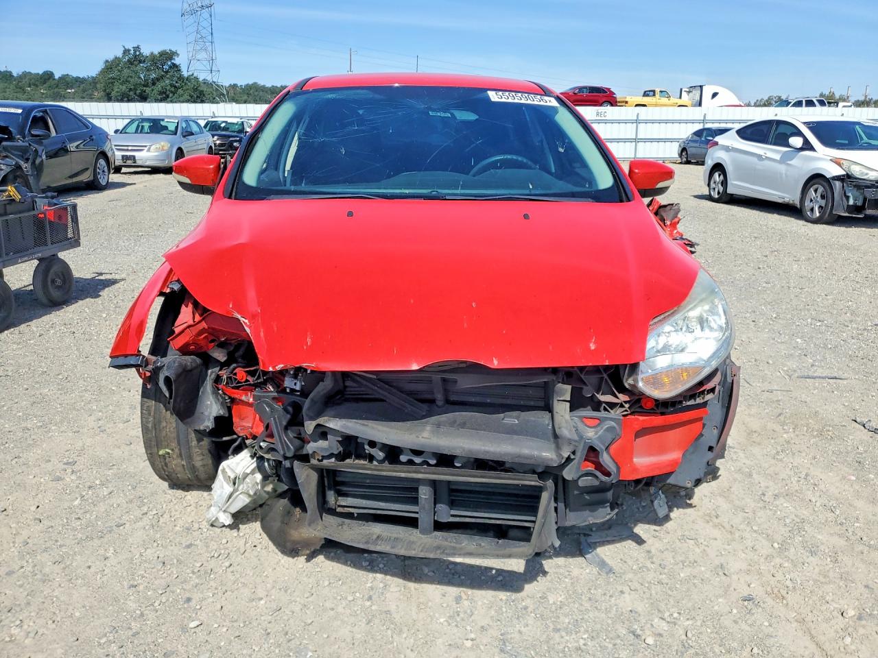 2013 Ford Focus Se Красный vin: 1FADP3K2XDL379774