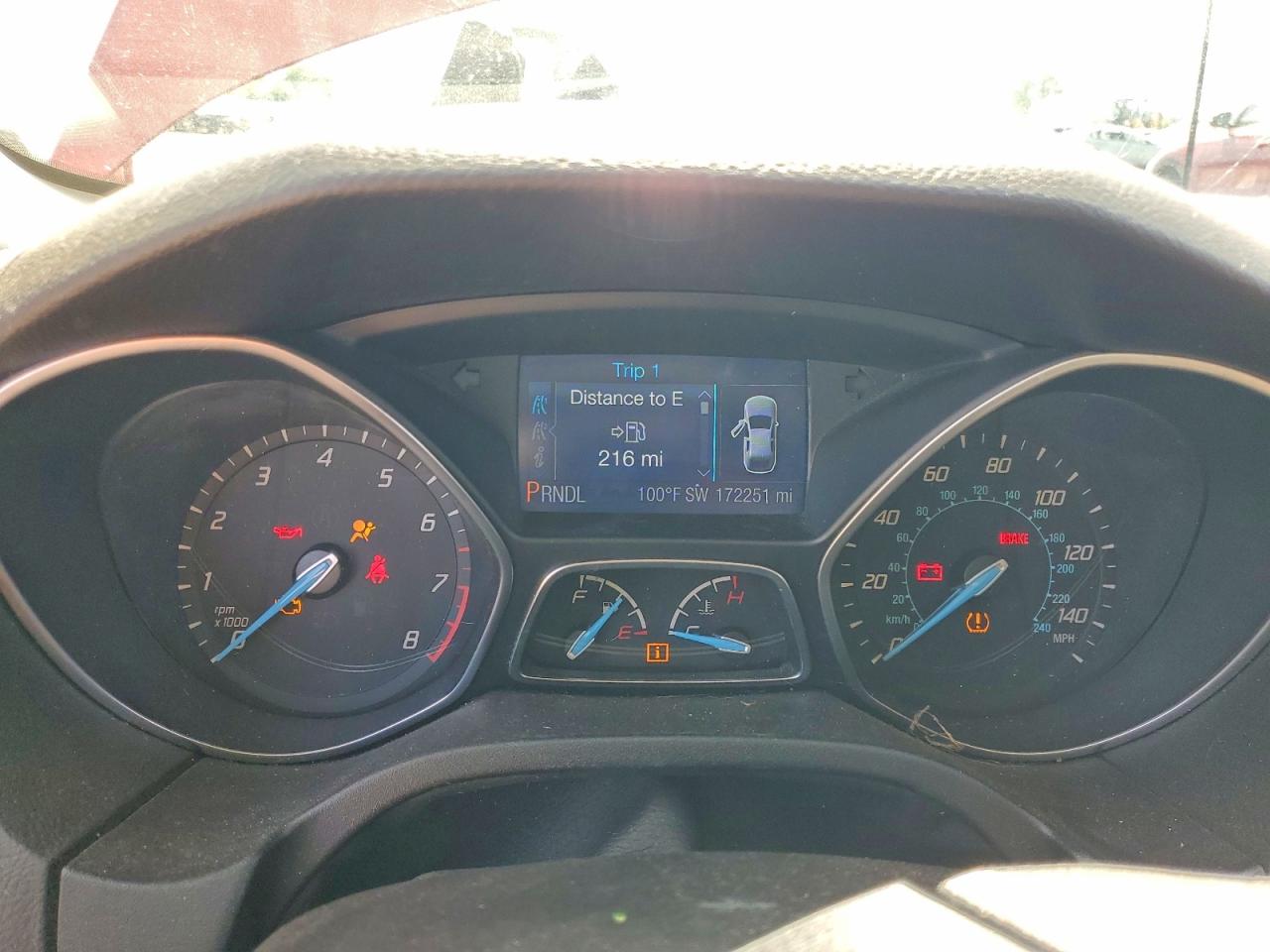 2013 Ford Focus Se Красный vin: 1FADP3K2XDL379774
