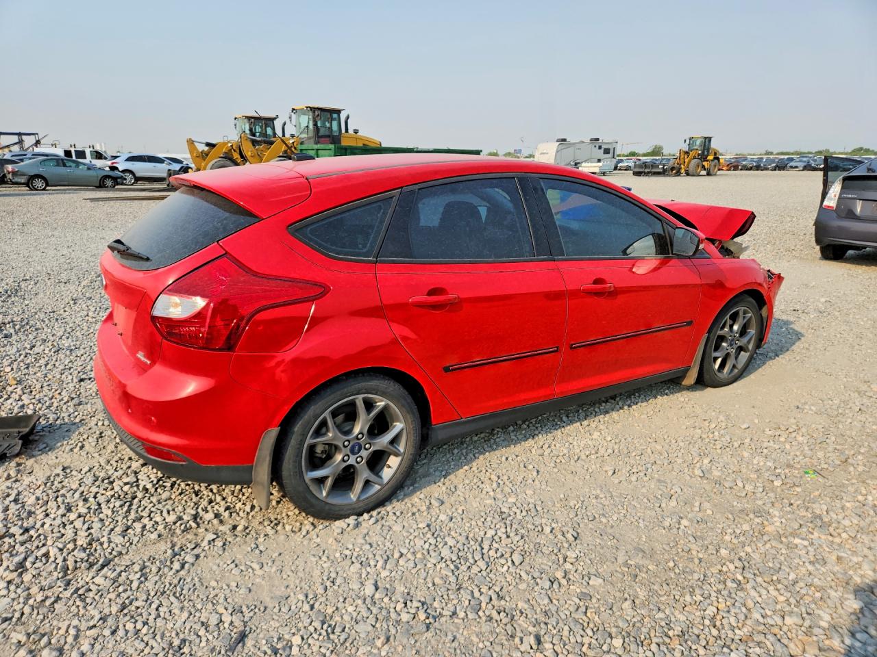 2014 Ford Focus Se Red vin: 1FADP3K2XEL110224