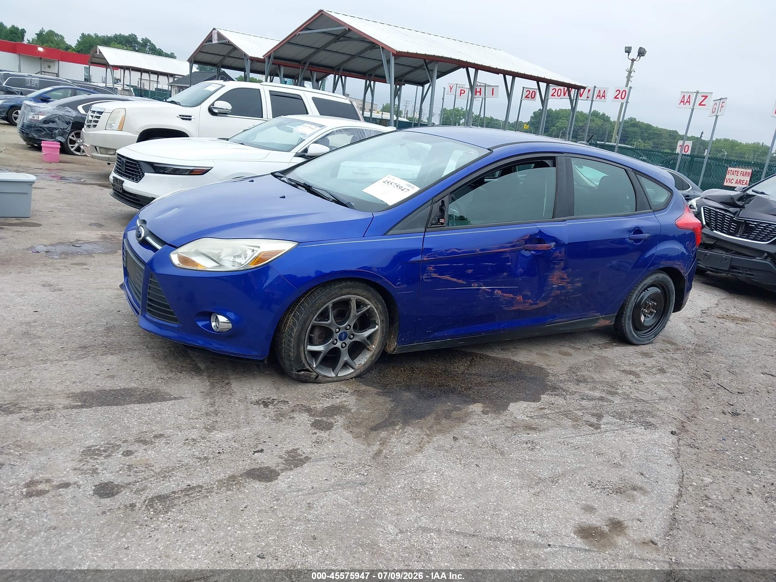 2014 Ford Focus Se Blue vin: 1FADP3K2XEL114614