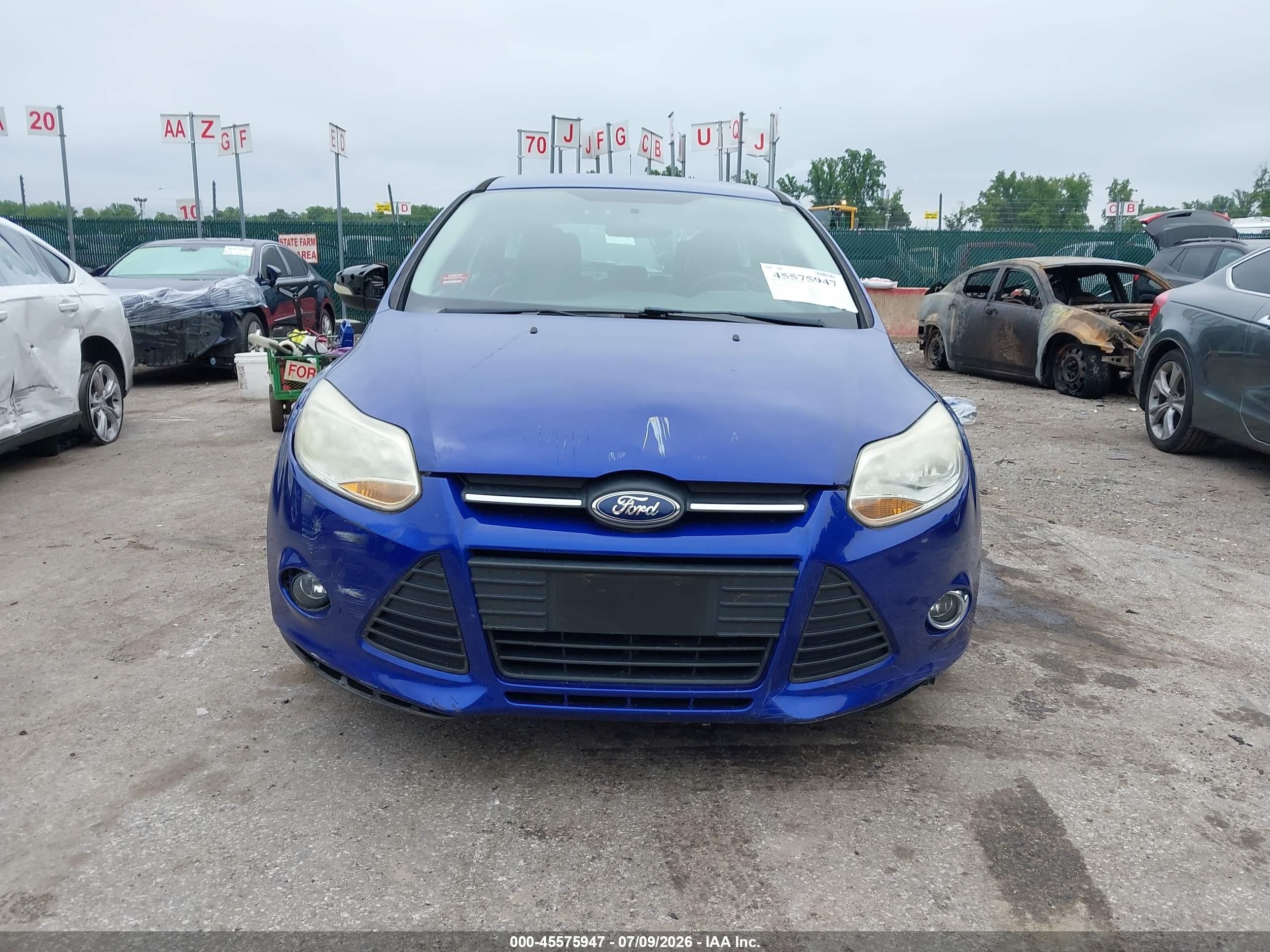 2014 Ford Focus Se Blue vin: 1FADP3K2XEL114614