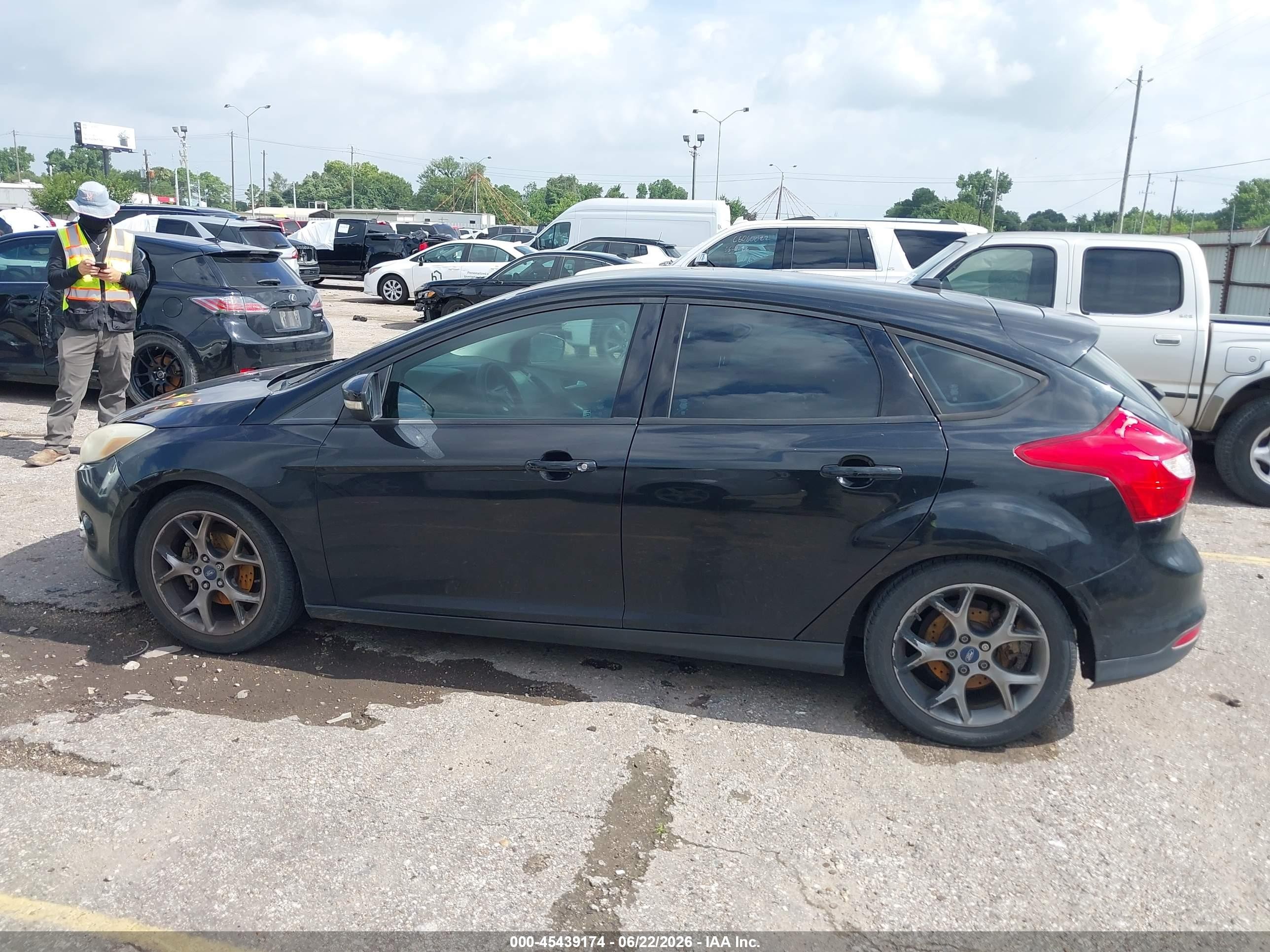 2014 Ford Focus Se Black vin: 1FADP3K2XEL120140