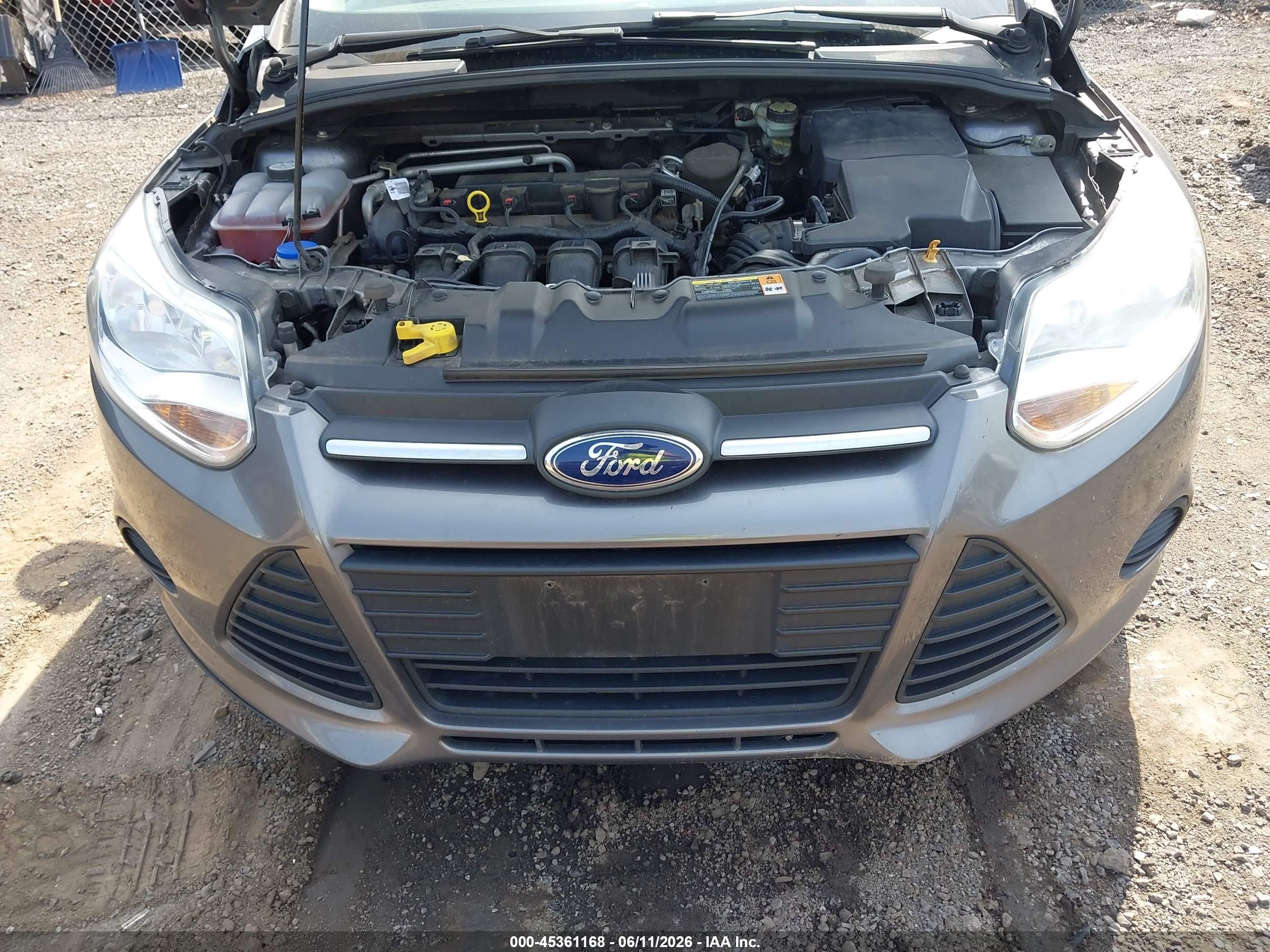 2014 Ford Focus Se Gray vin: 1FADP3K2XEL127444