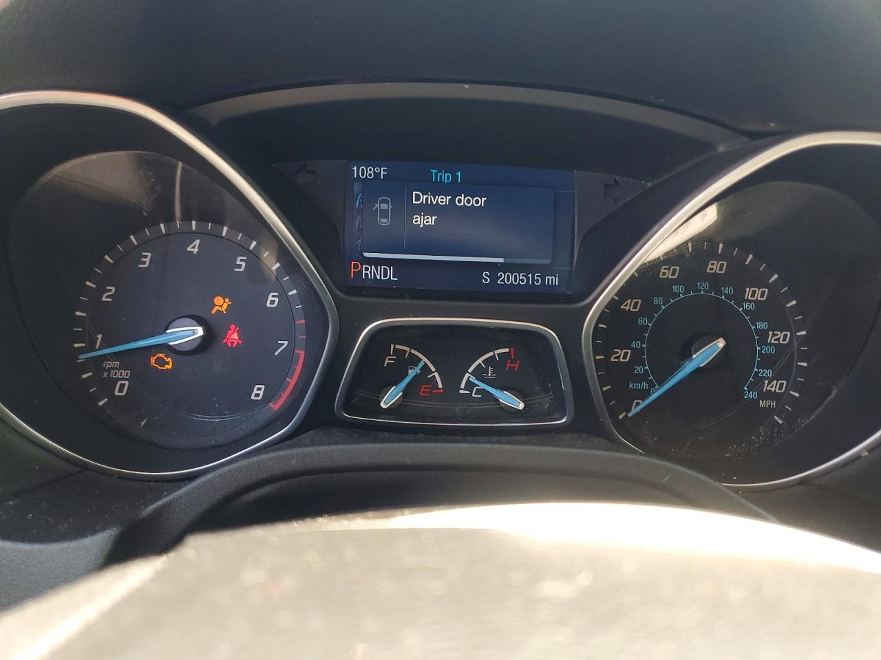 2014 Ford Focus Red vin: 1FADP3K2XEL144843