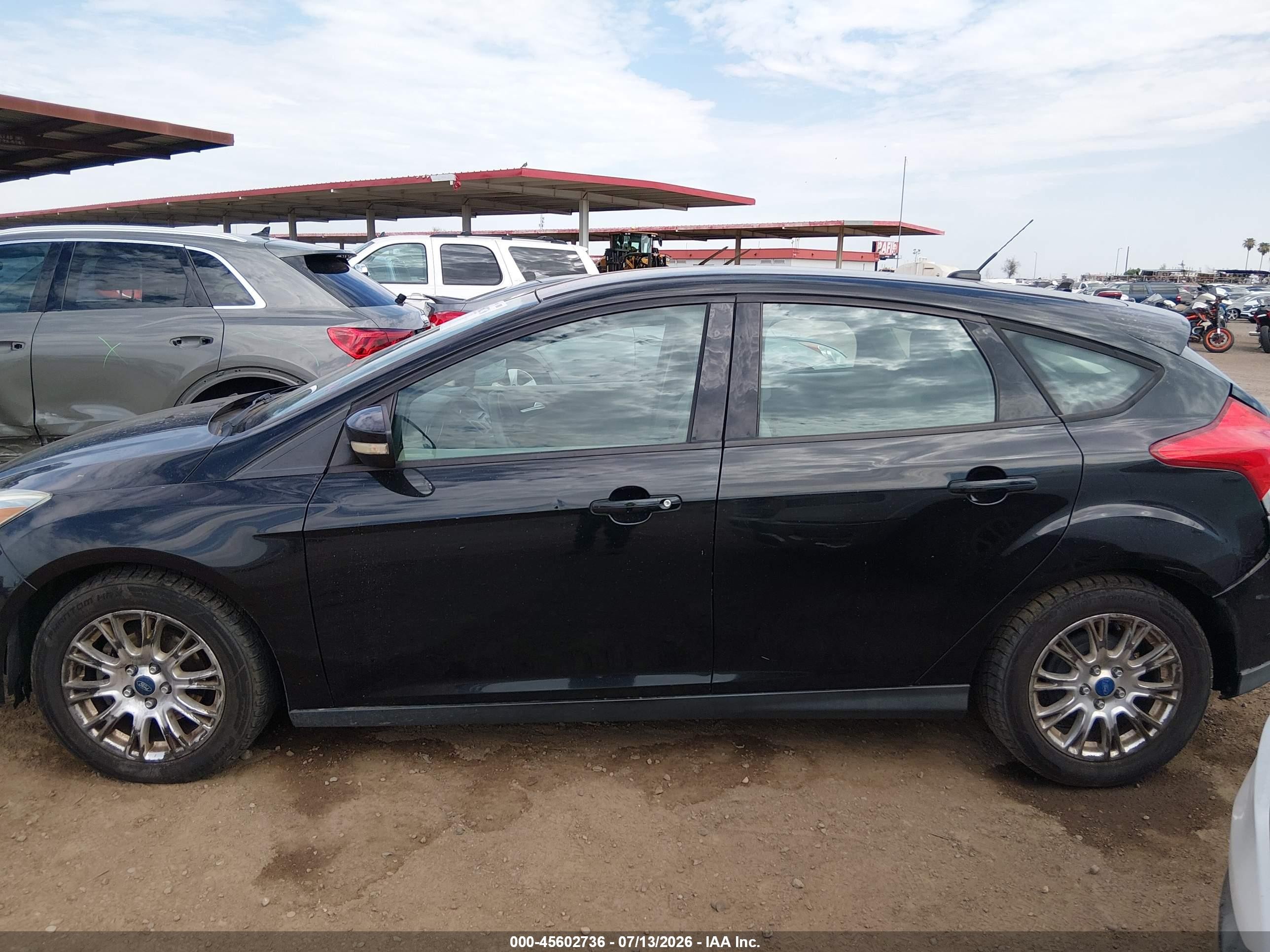 2014 Ford Focus Se Black vin: 1FADP3K2XEL145233