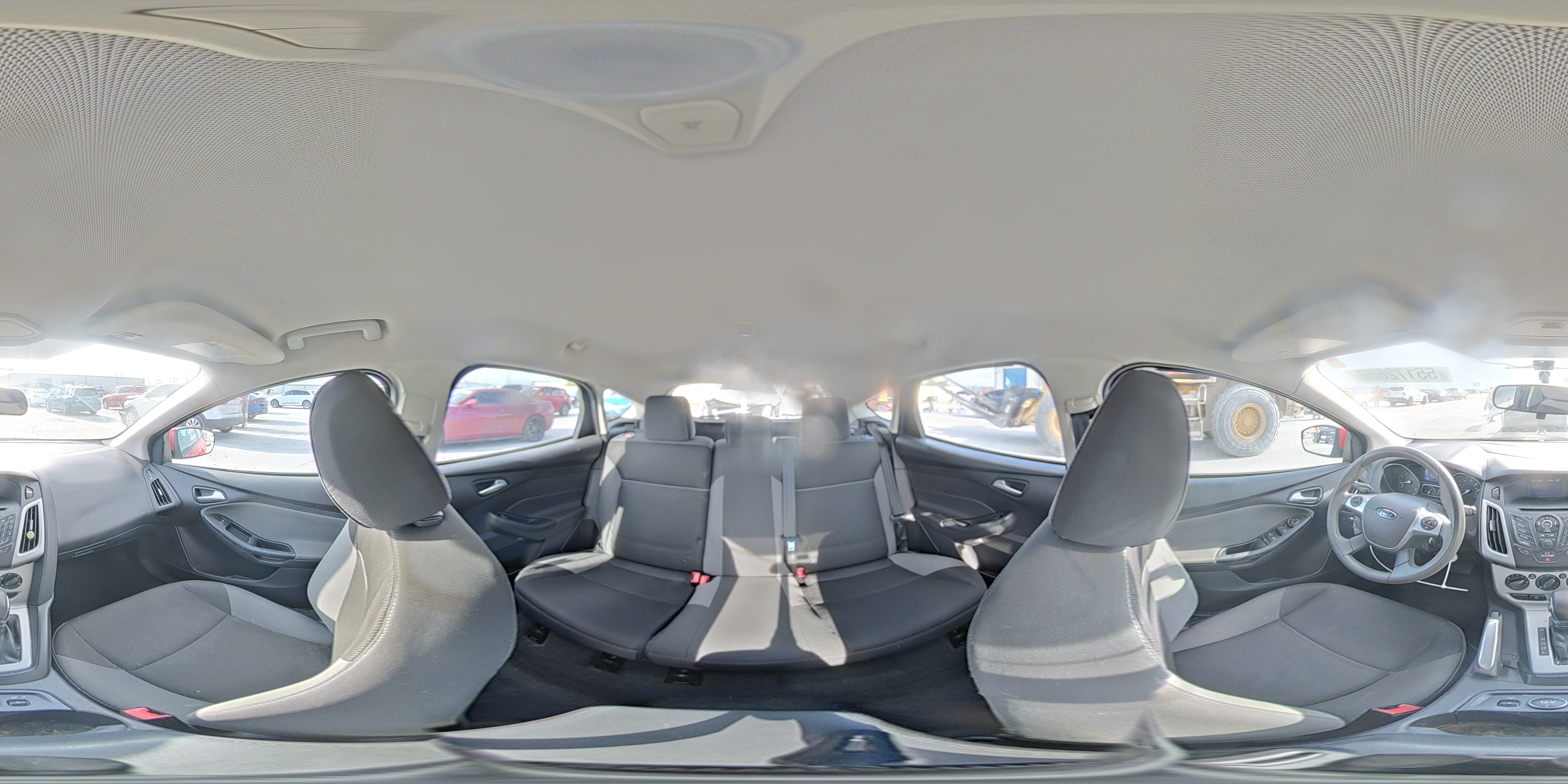 2014 Ford Focus Se Красный vin: 1FADP3K2XEL167619