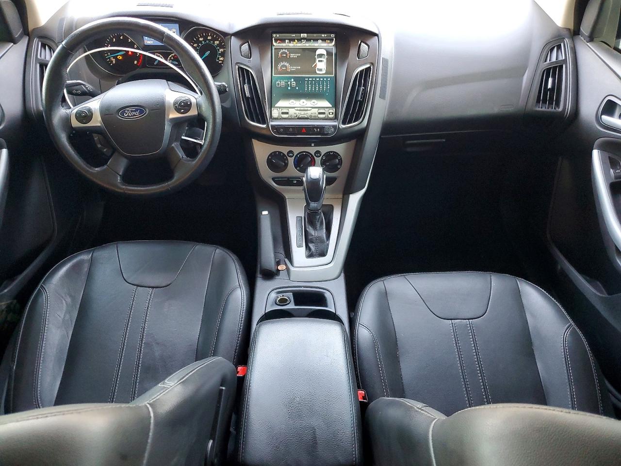 2014 Ford Focus Se White vin: 1FADP3K2XEL210713
