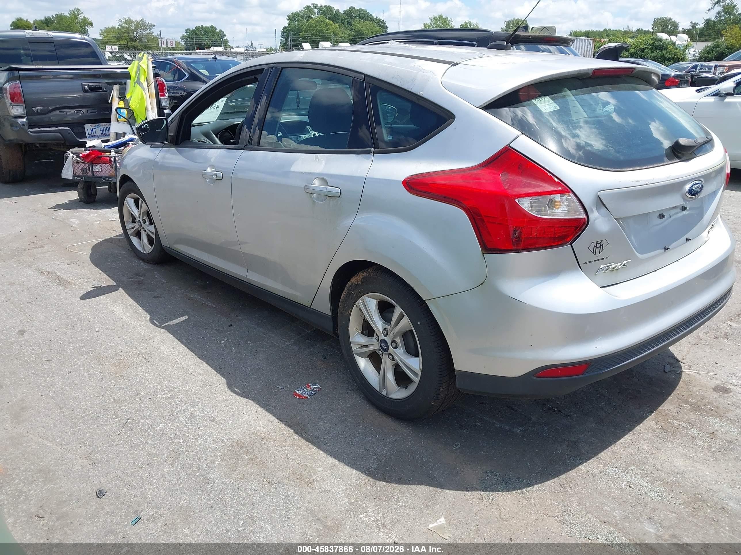 2014 Ford Focus Se Gray vin: 1FADP3K2XEL225423