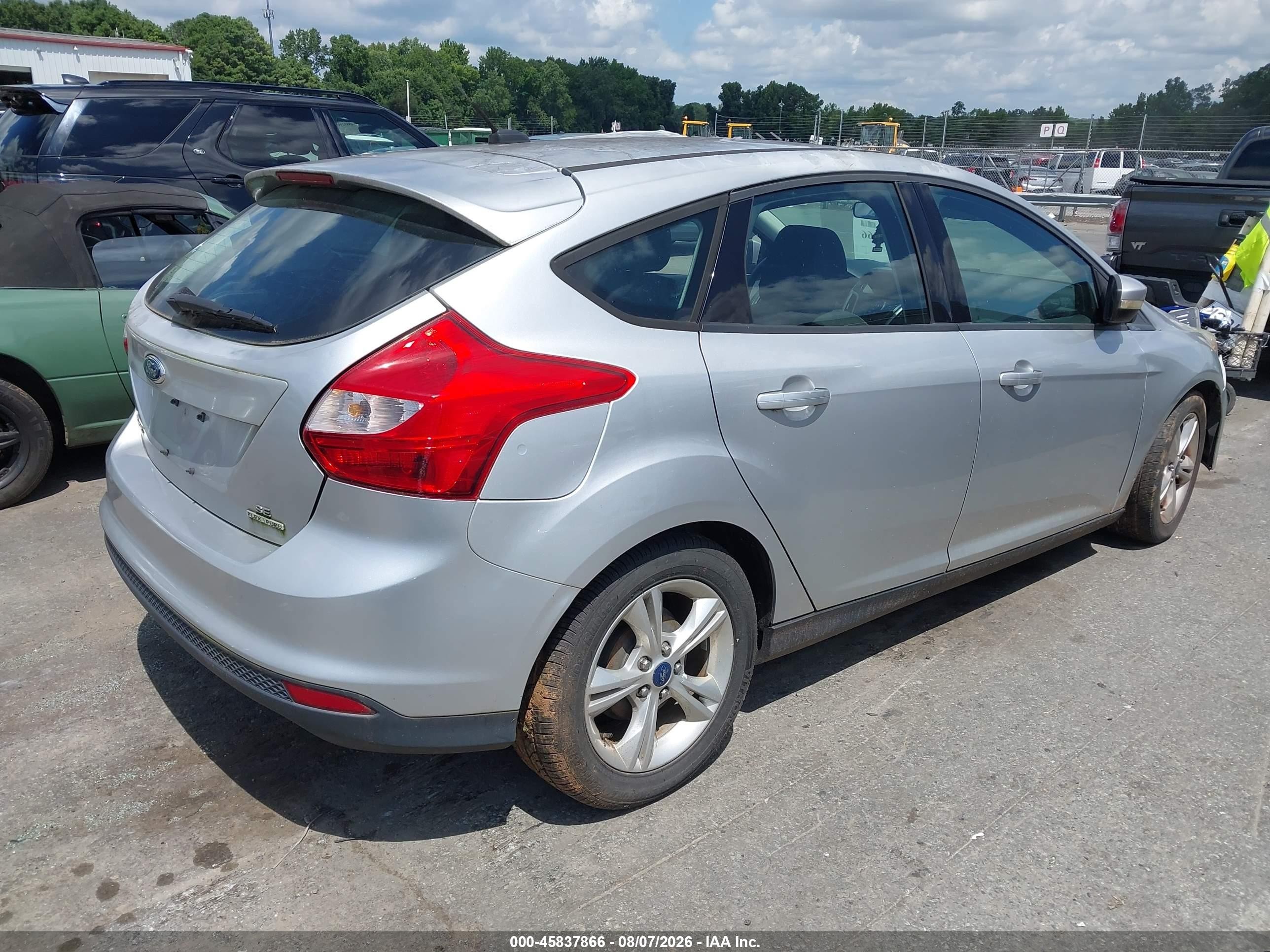 2014 Ford Focus Se Gray vin: 1FADP3K2XEL225423