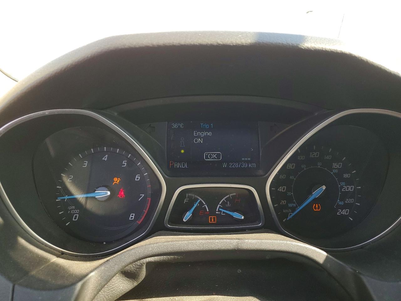2014 Ford Focus Se White vin: 1FADP3K2XEL226216