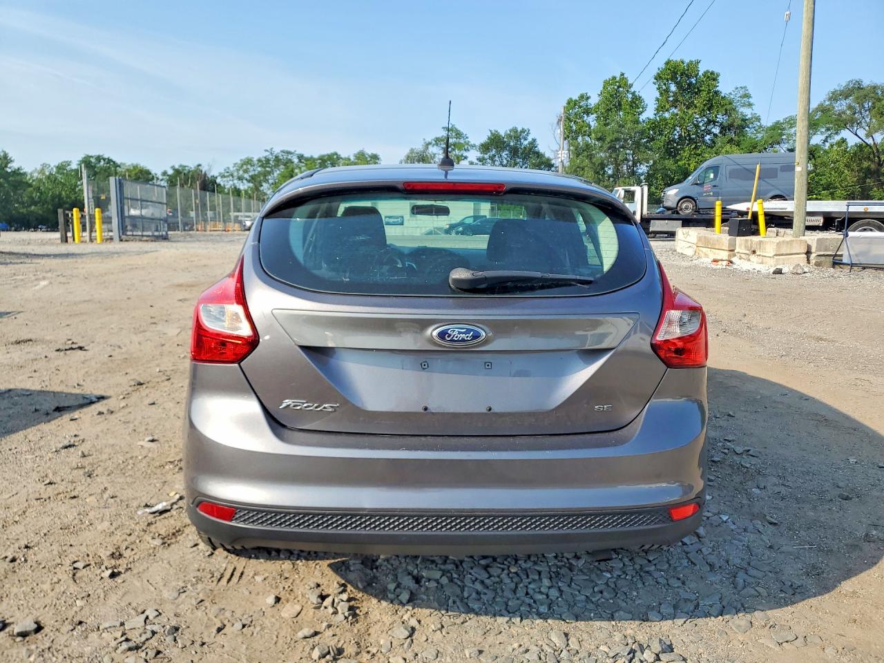 2014 Ford Focus Se Gray vin: 1FADP3K2XEL252282