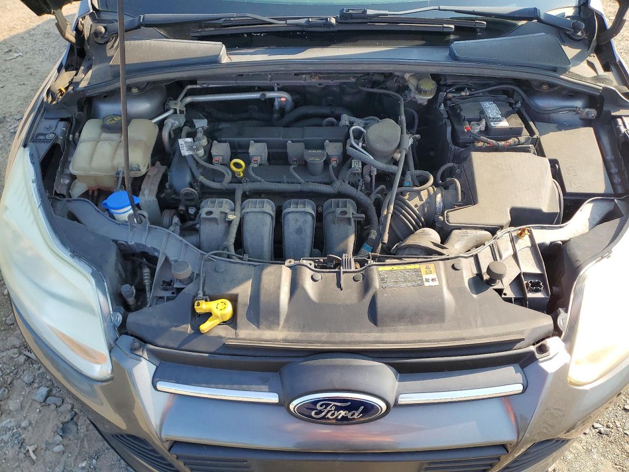 2014 Ford Focus Se Gray vin: 1FADP3K2XEL252282