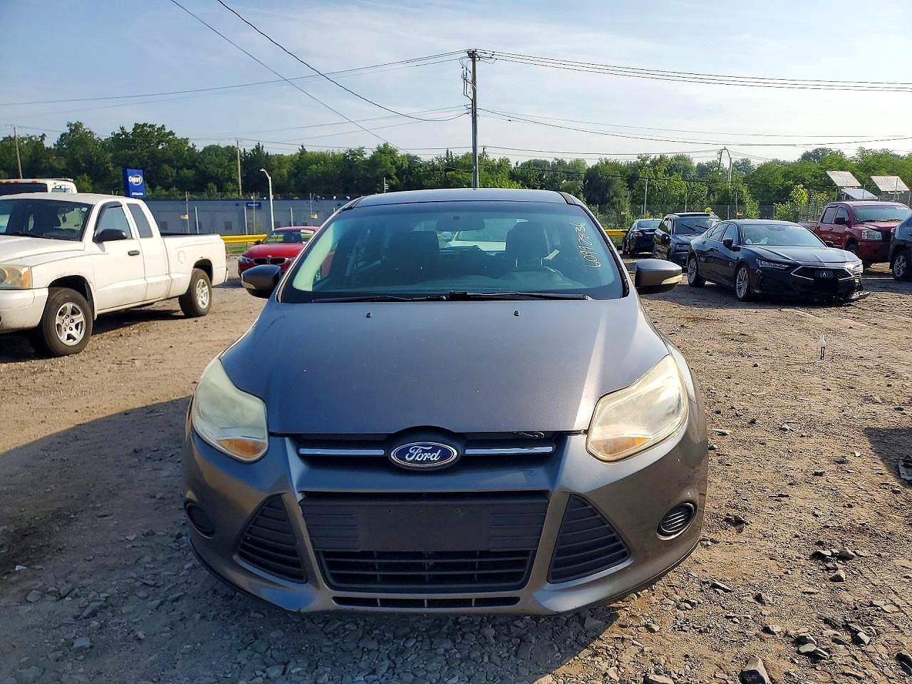 2014 Ford Focus Se Gray vin: 1FADP3K2XEL252282