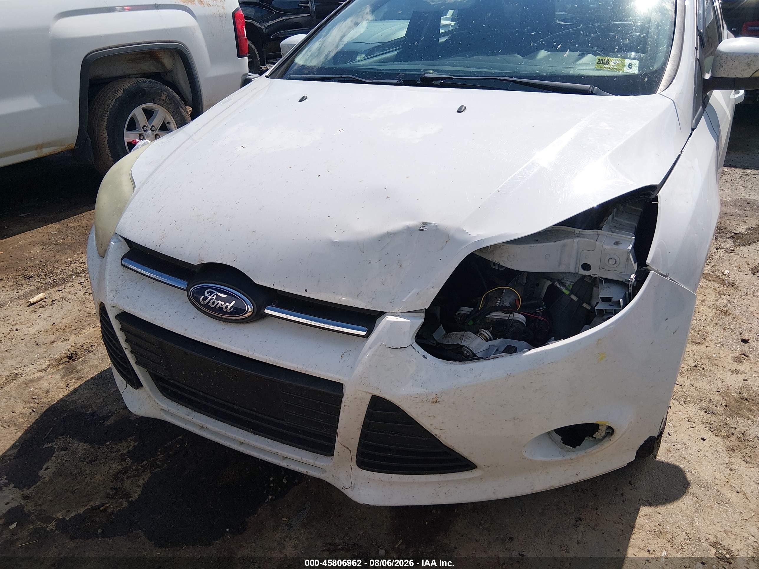 2014 Ford Focus Se White vin: 1FADP3K2XEL265162