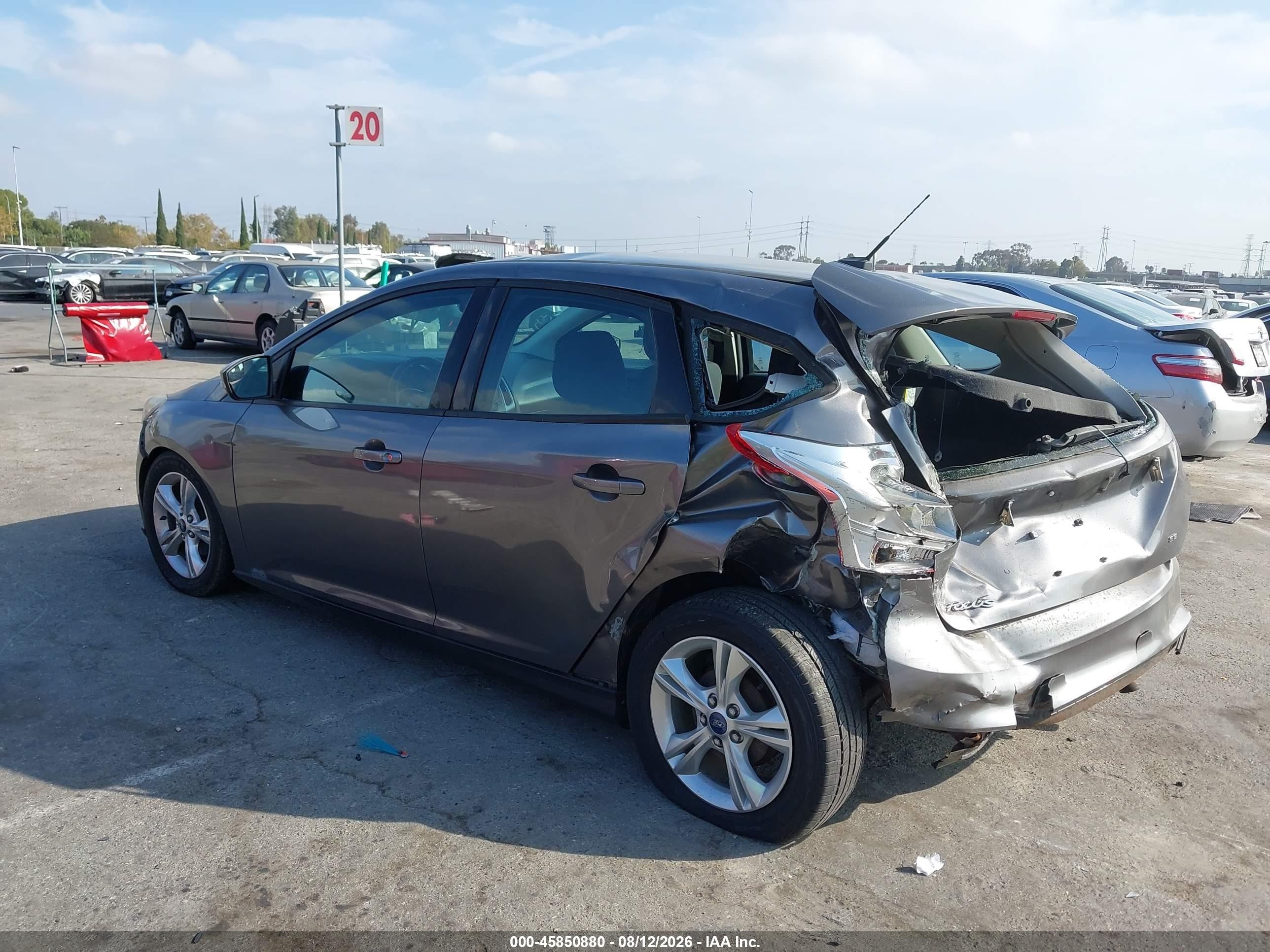 2014 Ford Focus Se Gray vin: 1FADP3K2XEL288473