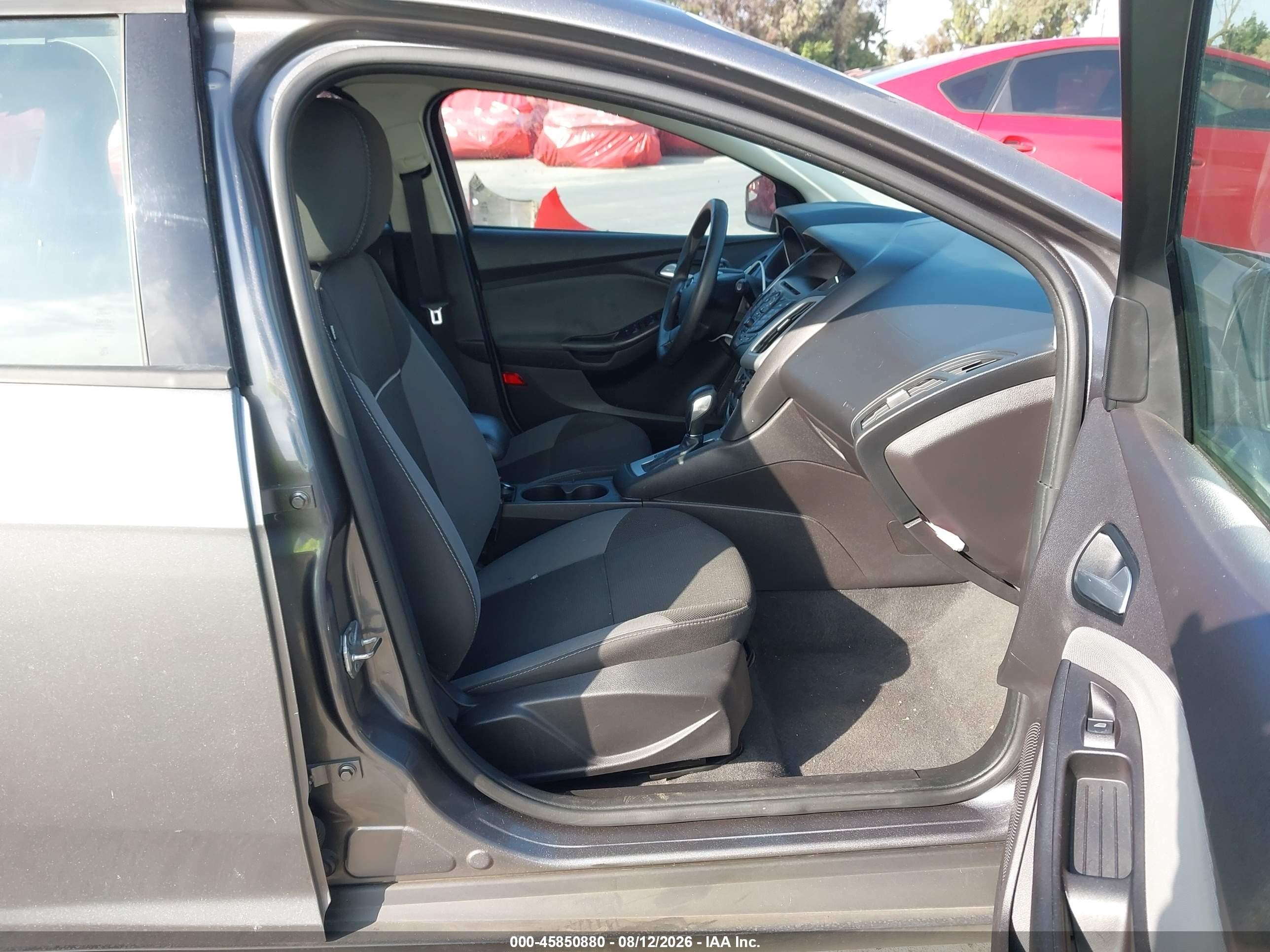 2014 Ford Focus Se Gray vin: 1FADP3K2XEL288473