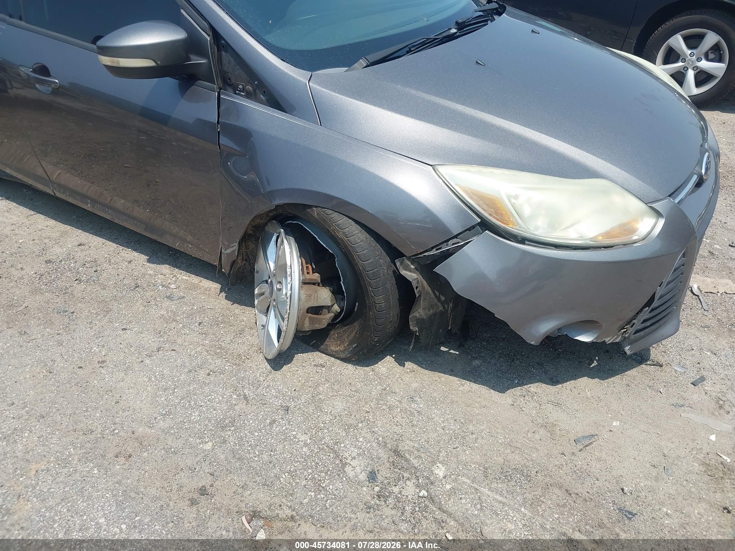 2014 Ford Focus Se Gray vin: 1FADP3K2XEL313825