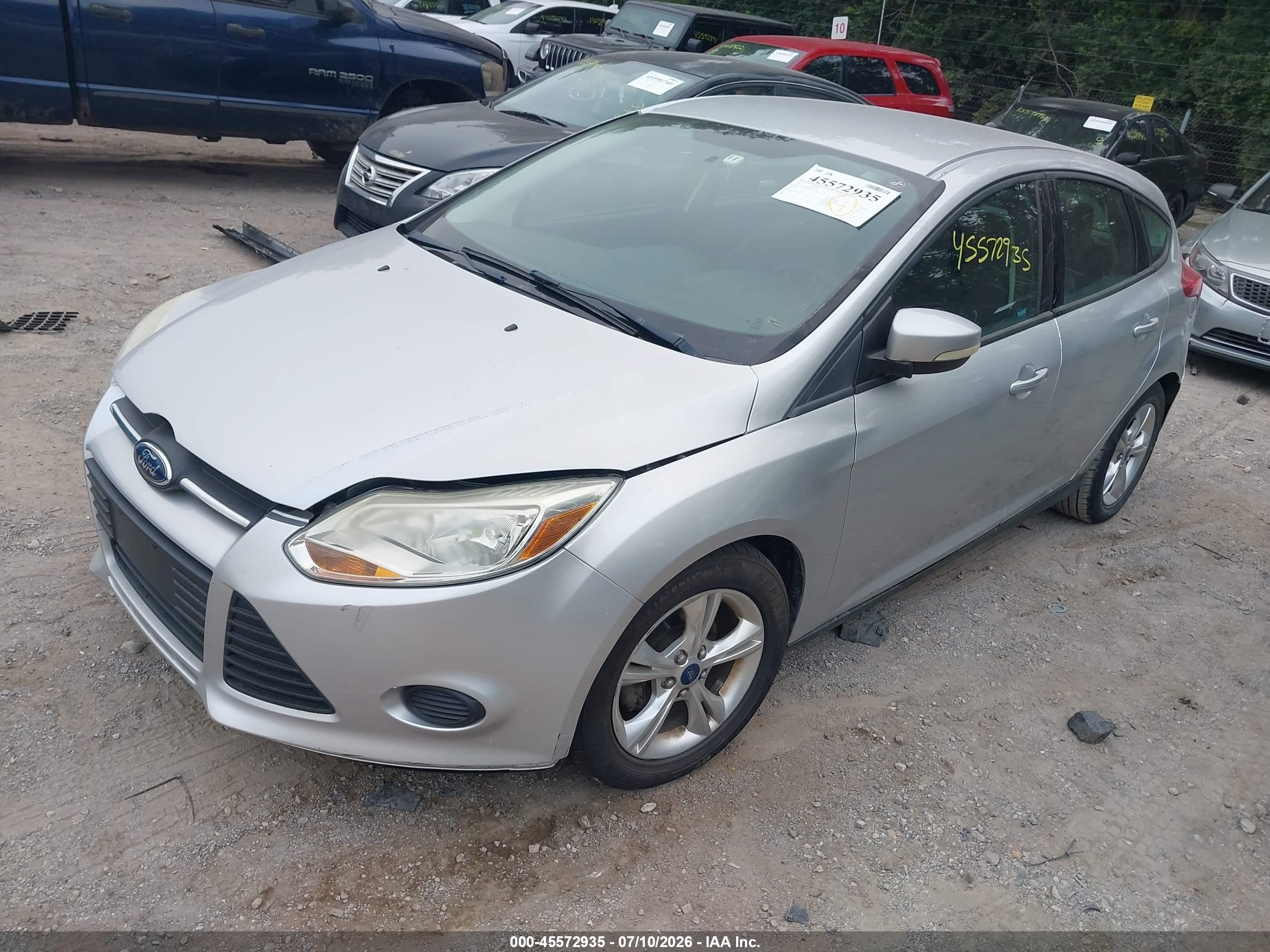 2014 Ford Focus Se Silver vin: 1FADP3K2XEL318782
