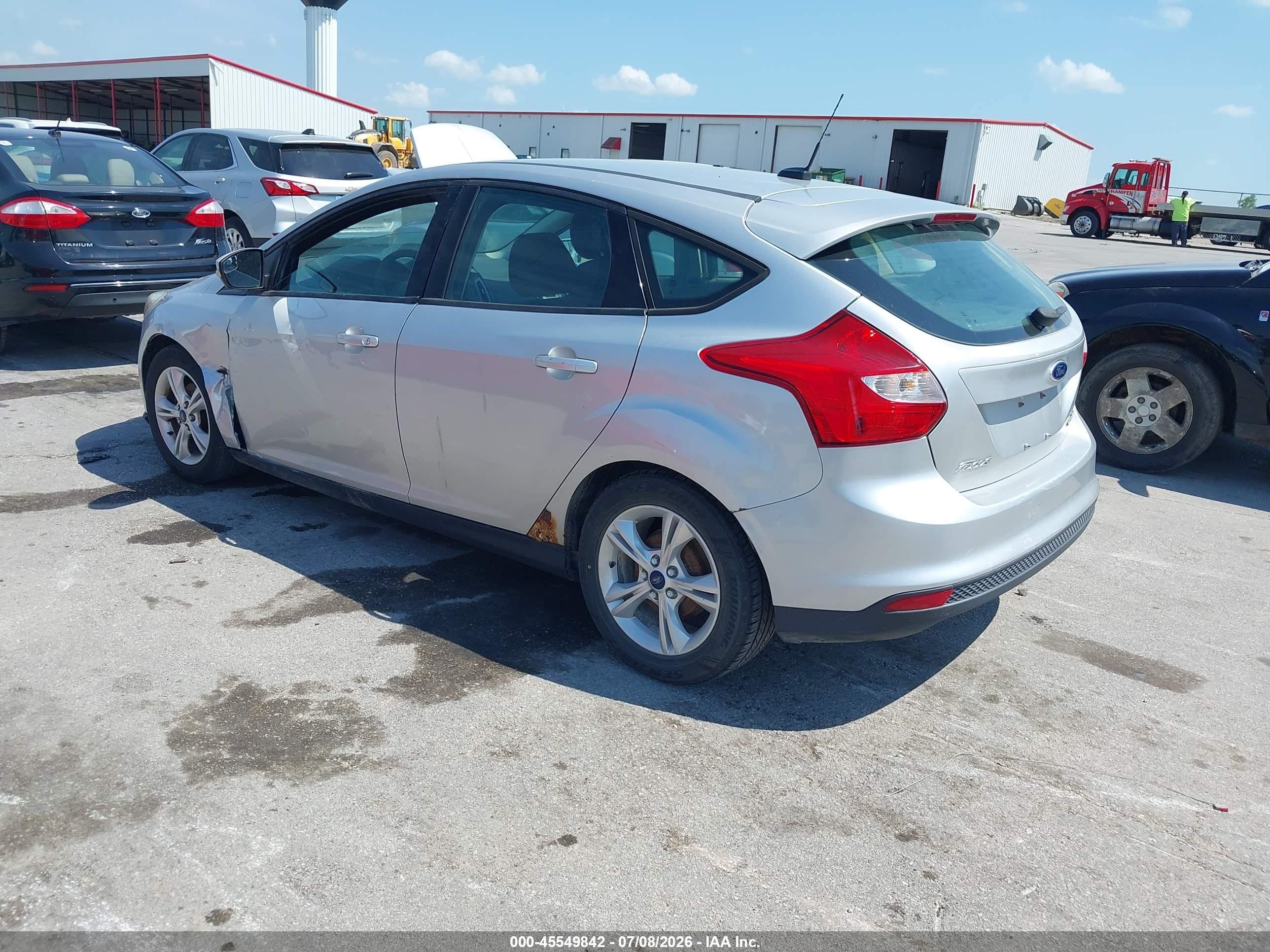 2014 Ford Focus Se Silver vin: 1FADP3K2XEL349398