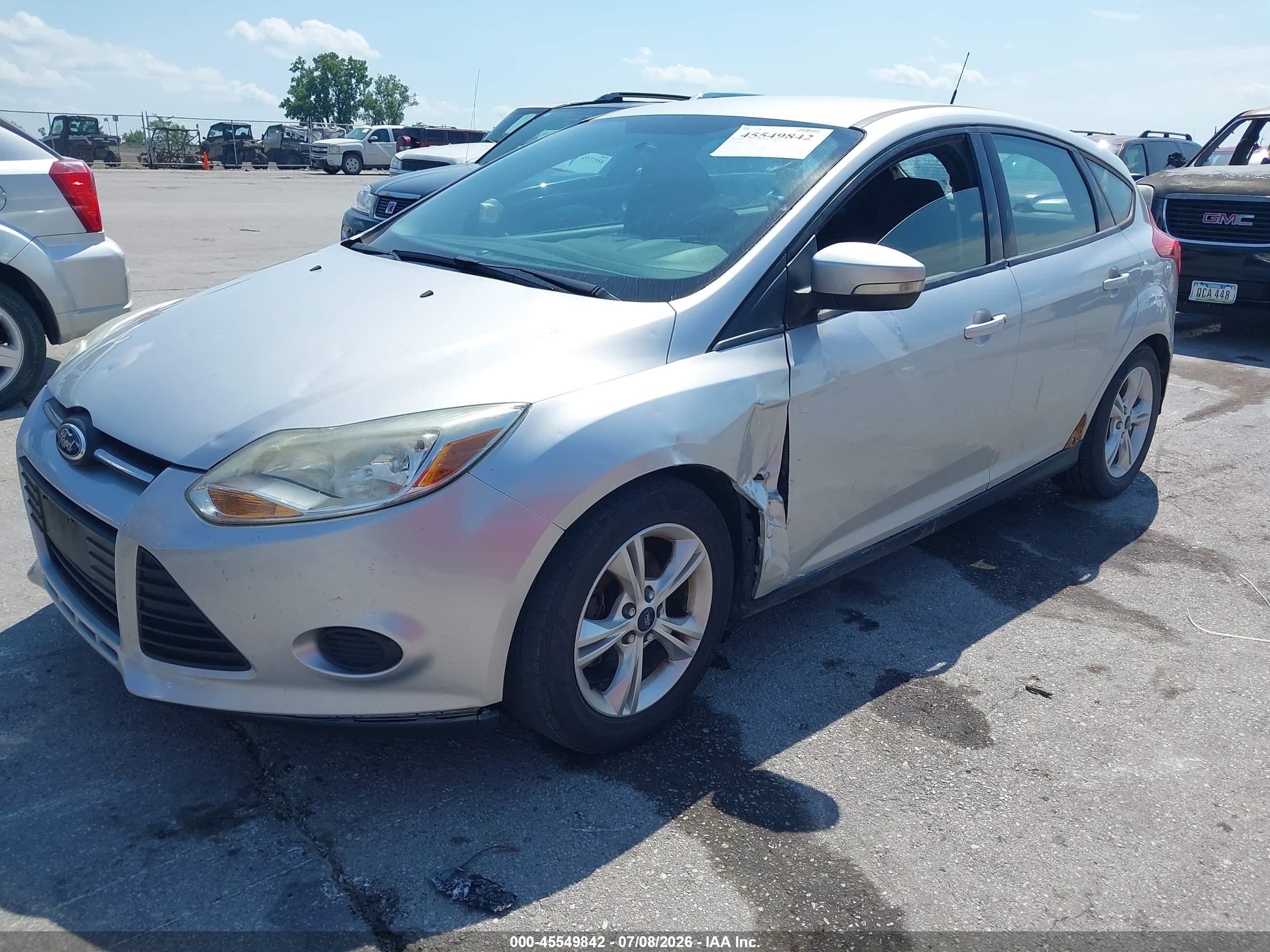 2014 Ford Focus Se Silver vin: 1FADP3K2XEL349398