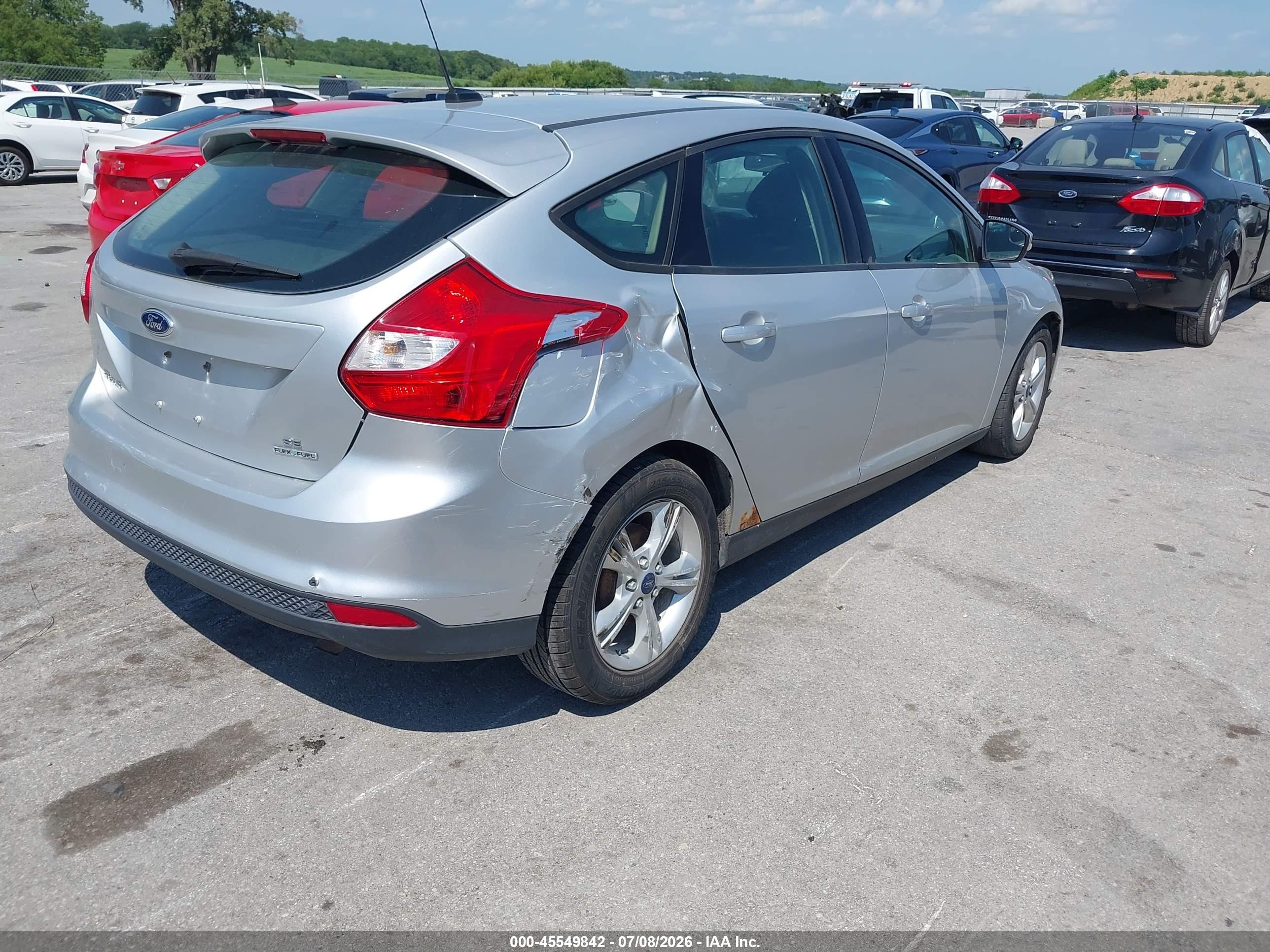 2014 Ford Focus Se Silver vin: 1FADP3K2XEL349398