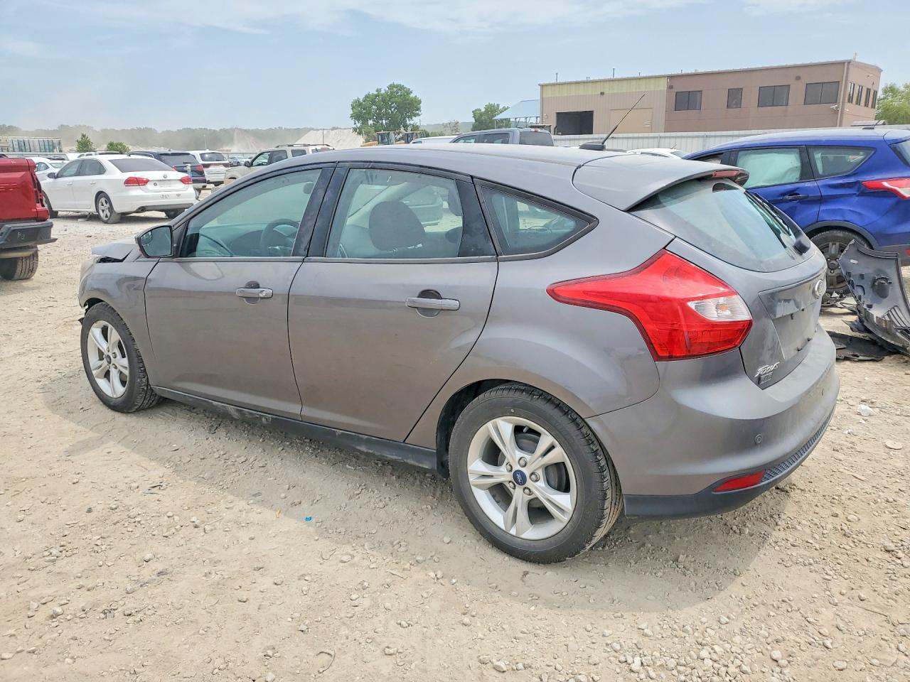2014 Ford Focus Se Gray vin: 1FADP3K2XEL362877