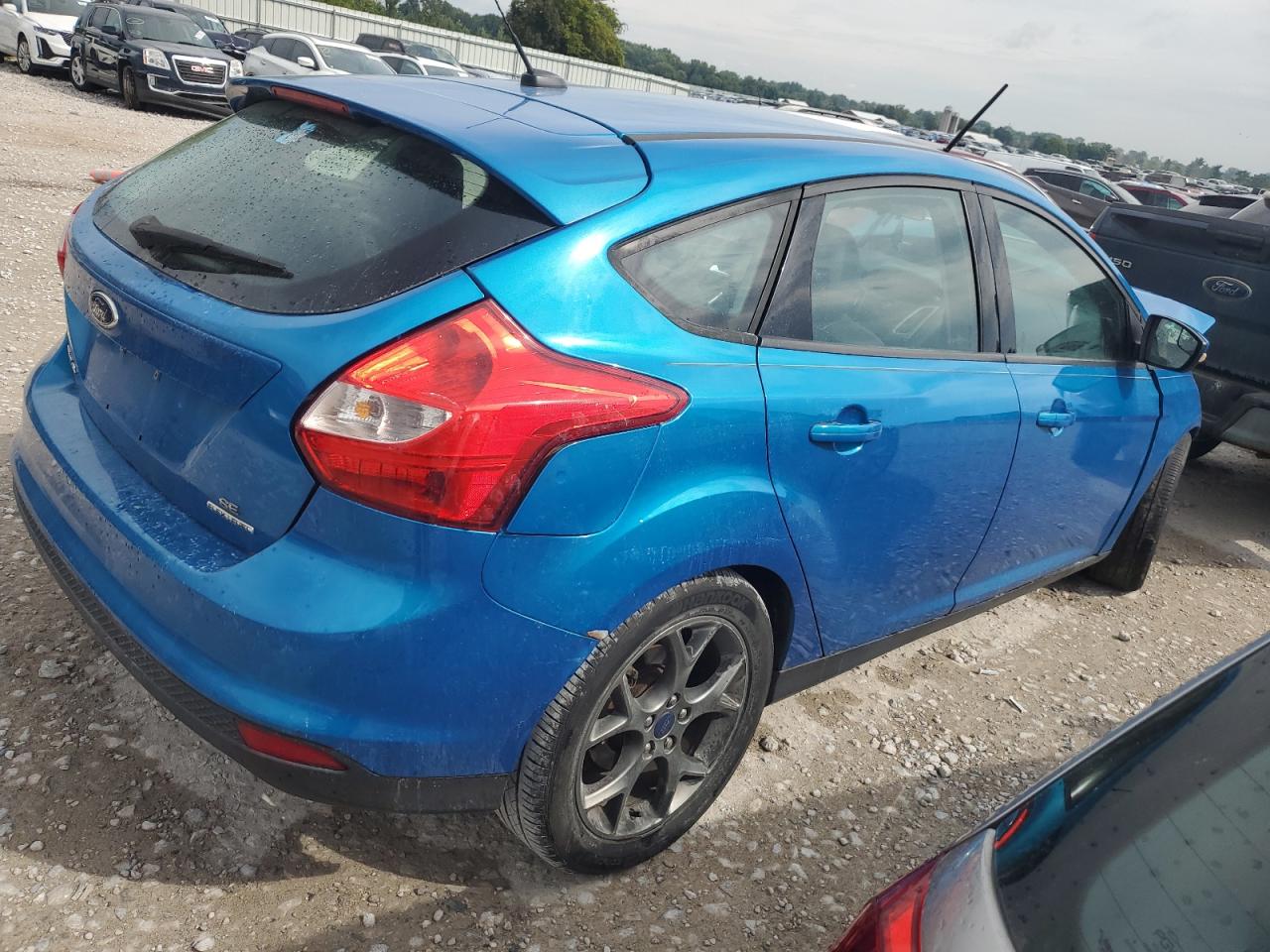 2014 Ford Focus Se Blue vin: 1FADP3K2XEL371658