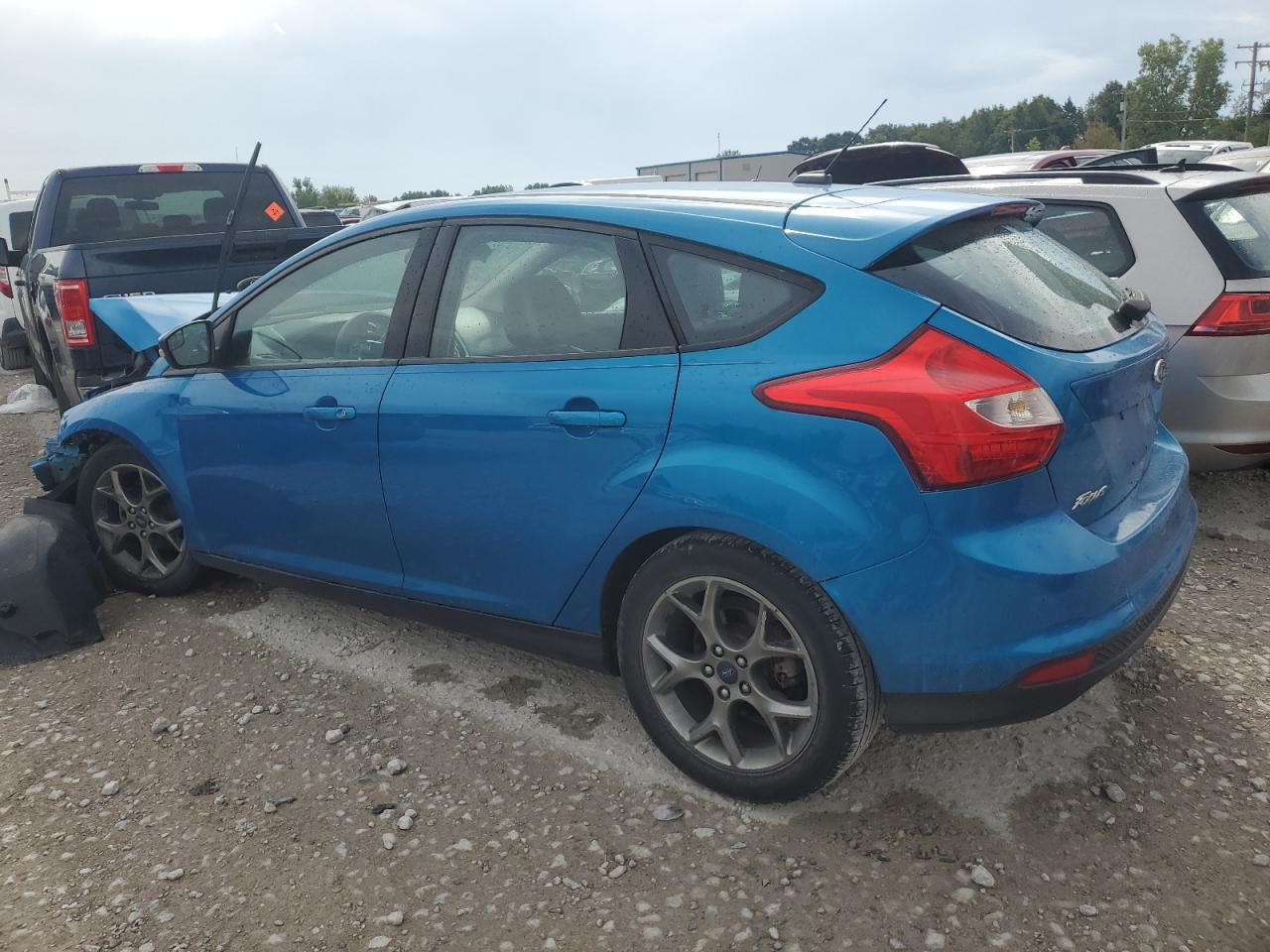 2014 Ford Focus Se Blue vin: 1FADP3K2XEL371658