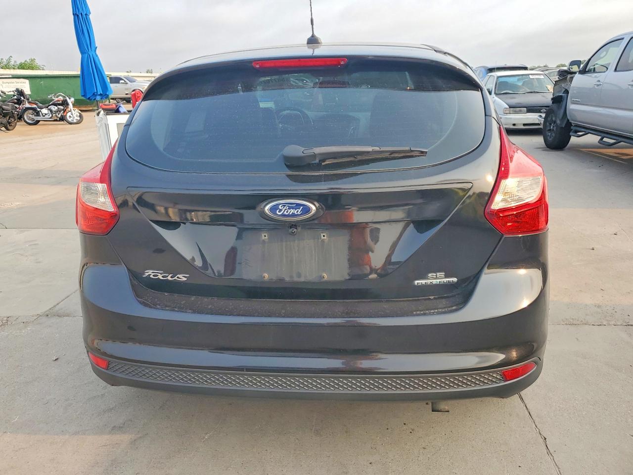 2014 Ford Focus Se Black vin: 1FADP3K2XEL383681