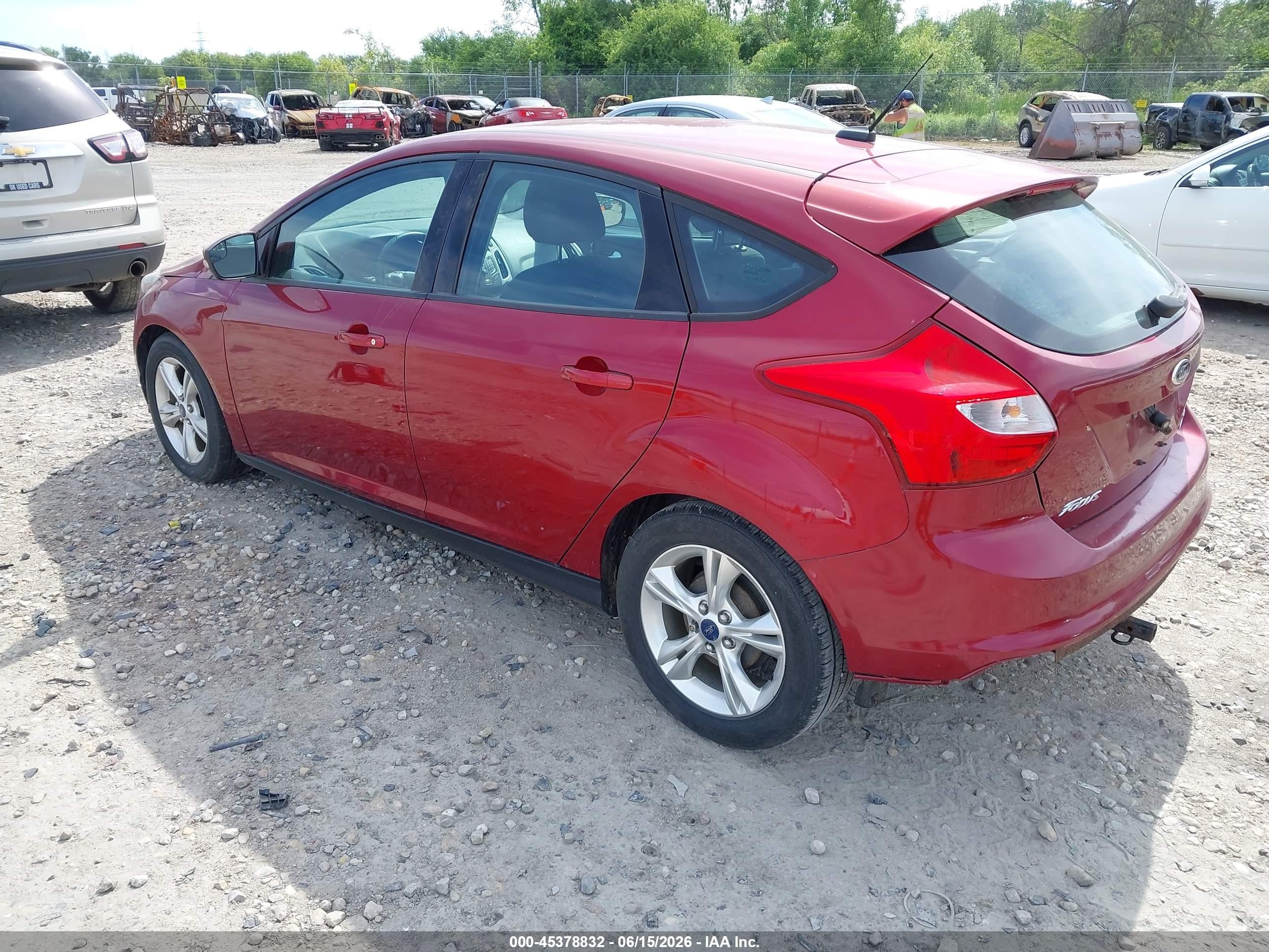 2014 Ford Focus Se Burgundy vin: 1FADP3K2XEL388198