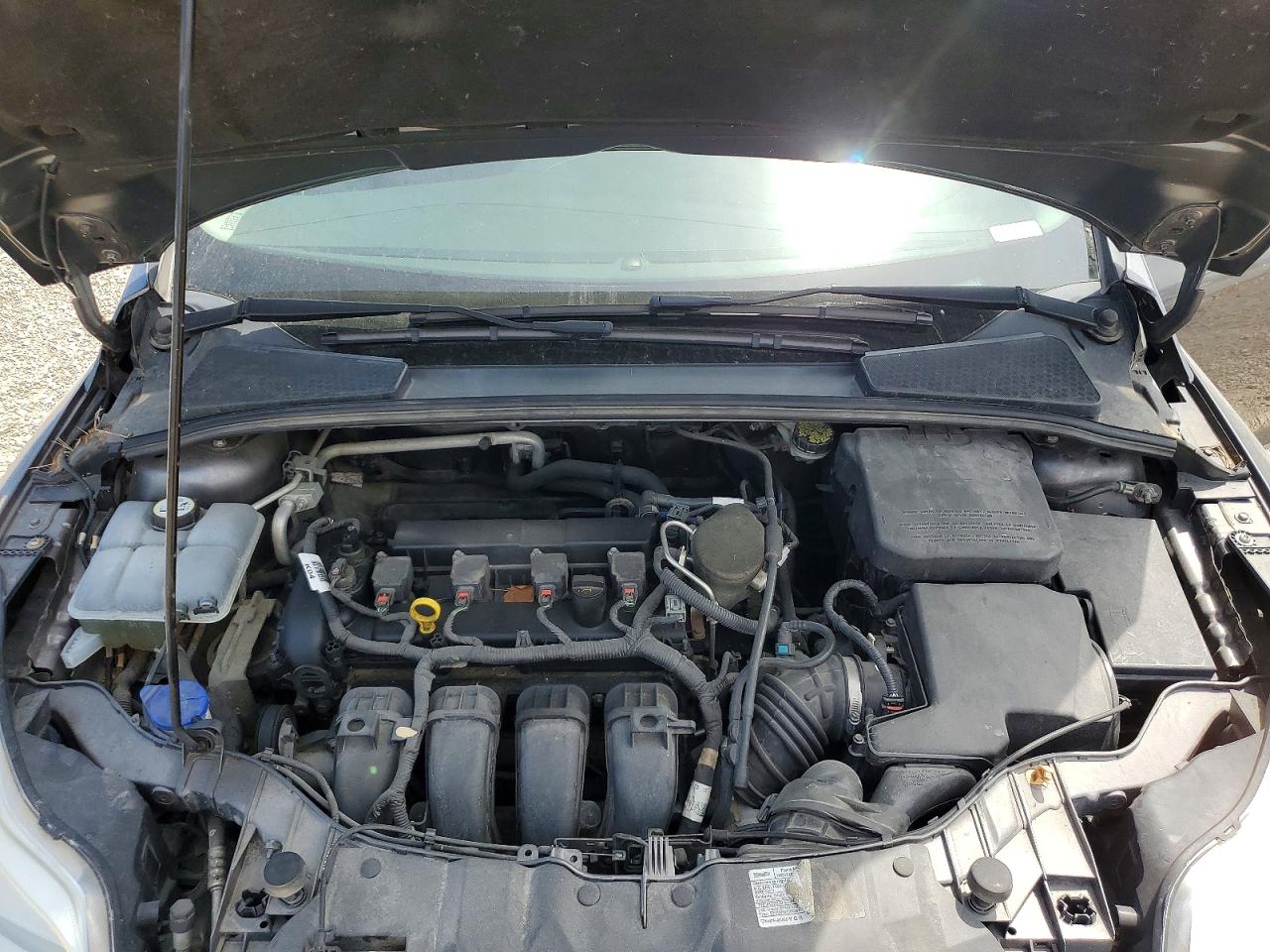2014 Ford Focus Se Серый vin: 1FADP3K2XEL400009
