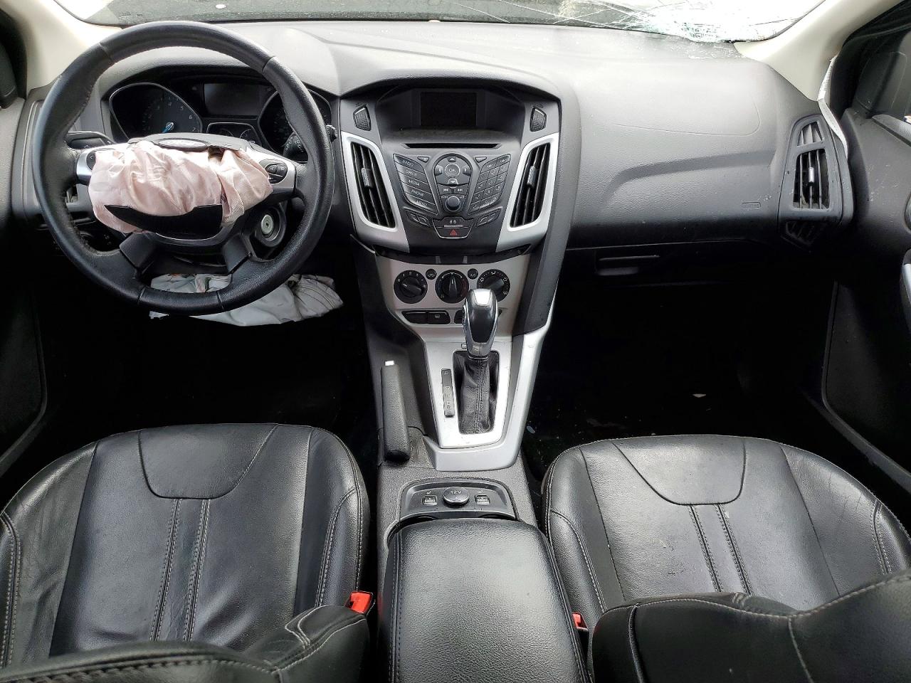 2014 Ford Focus Se Black vin: 1FADP3K2XEL422446