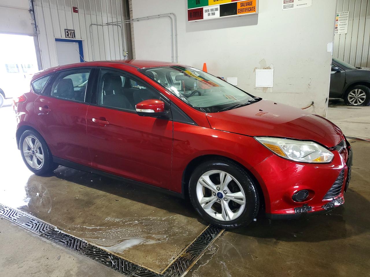 2014 Ford Focus Se Burgundy vin: 1FADP3K2XEL437318