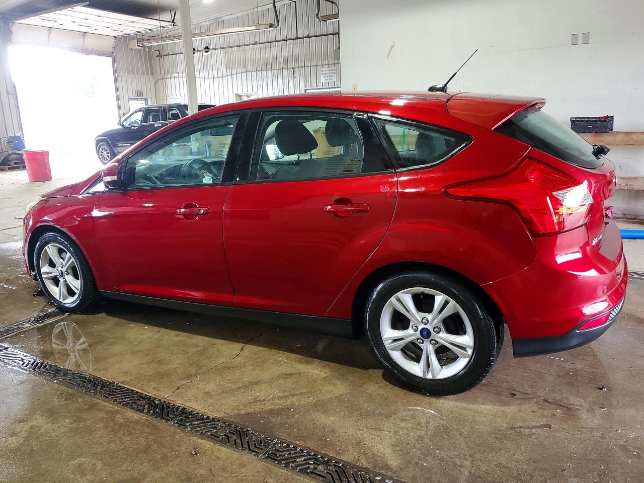 2014 Ford Focus Se Burgundy vin: 1FADP3K2XEL437318
