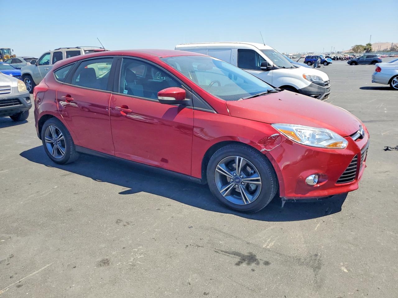 2014 Ford Focus Se Red vin: 1FADP3K2XEL442051