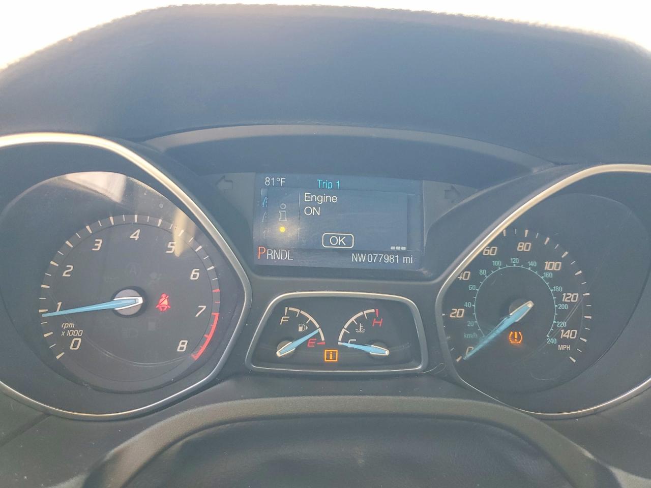 2014 Ford Focus Se Red vin: 1FADP3K2XEL442051