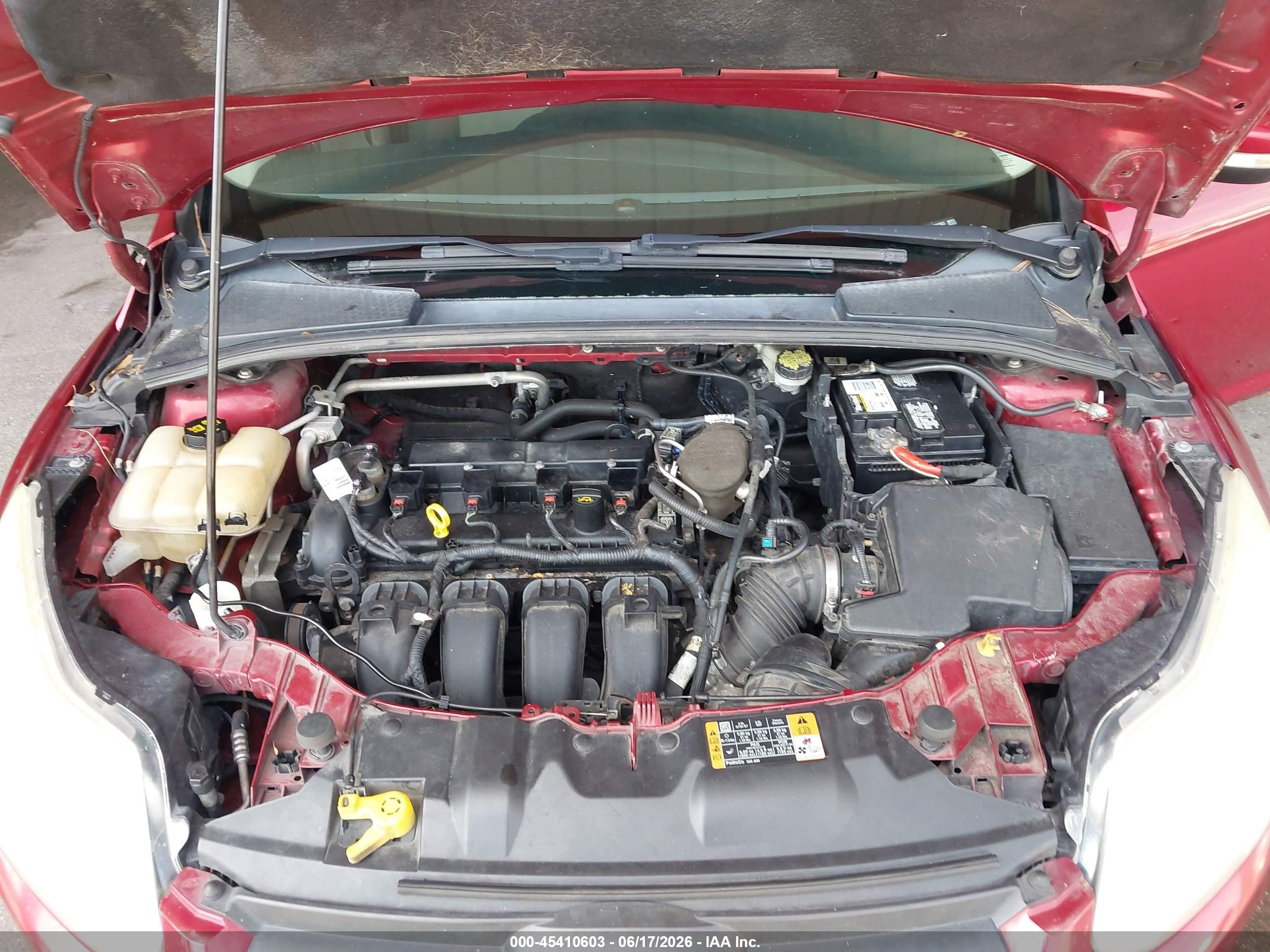 2014 Ford Focus Se Red vin: 1FADP3K2XEL444303