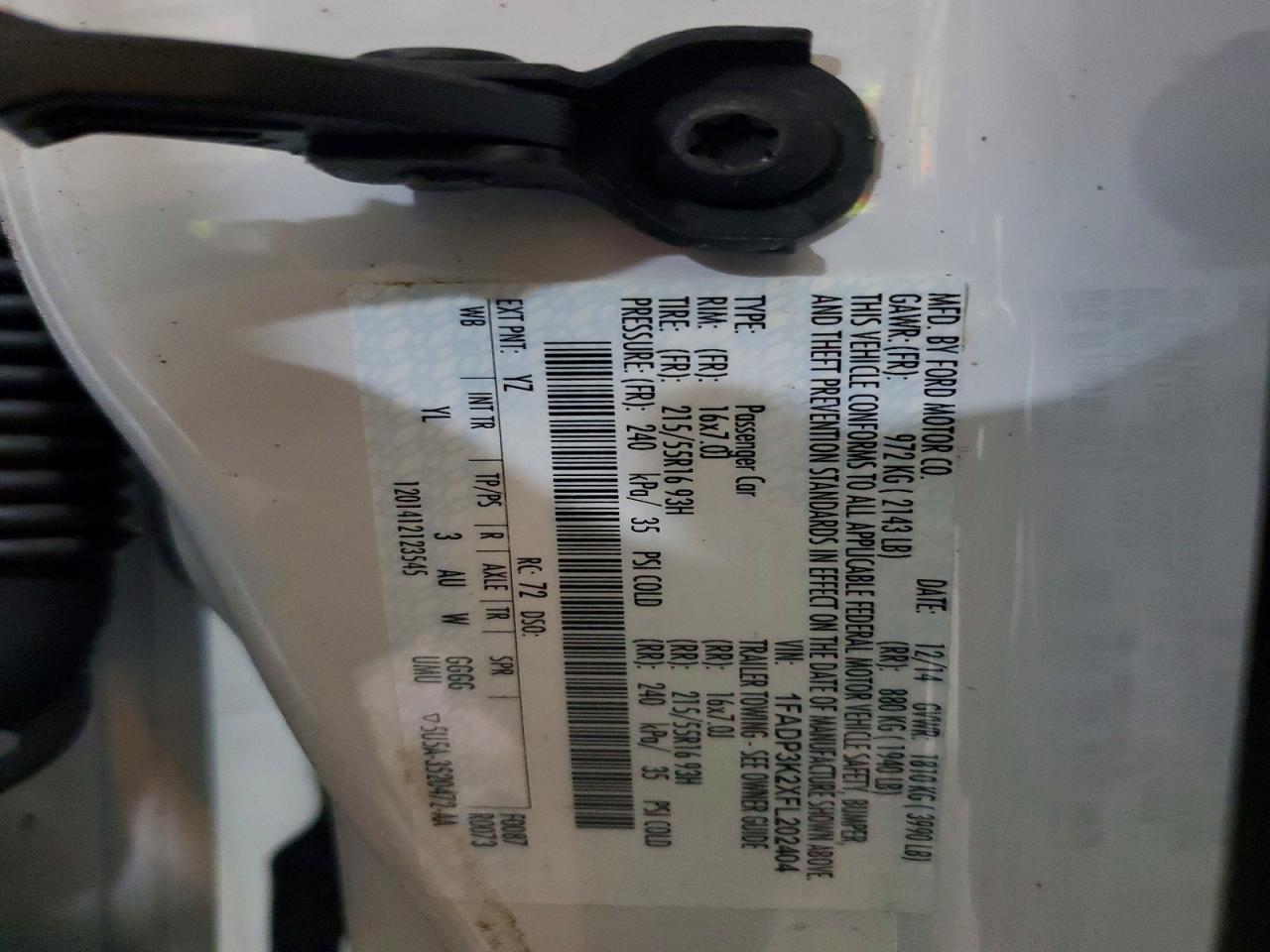 2015 Ford Focus Se White vin: 1FADP3K2XFL202404