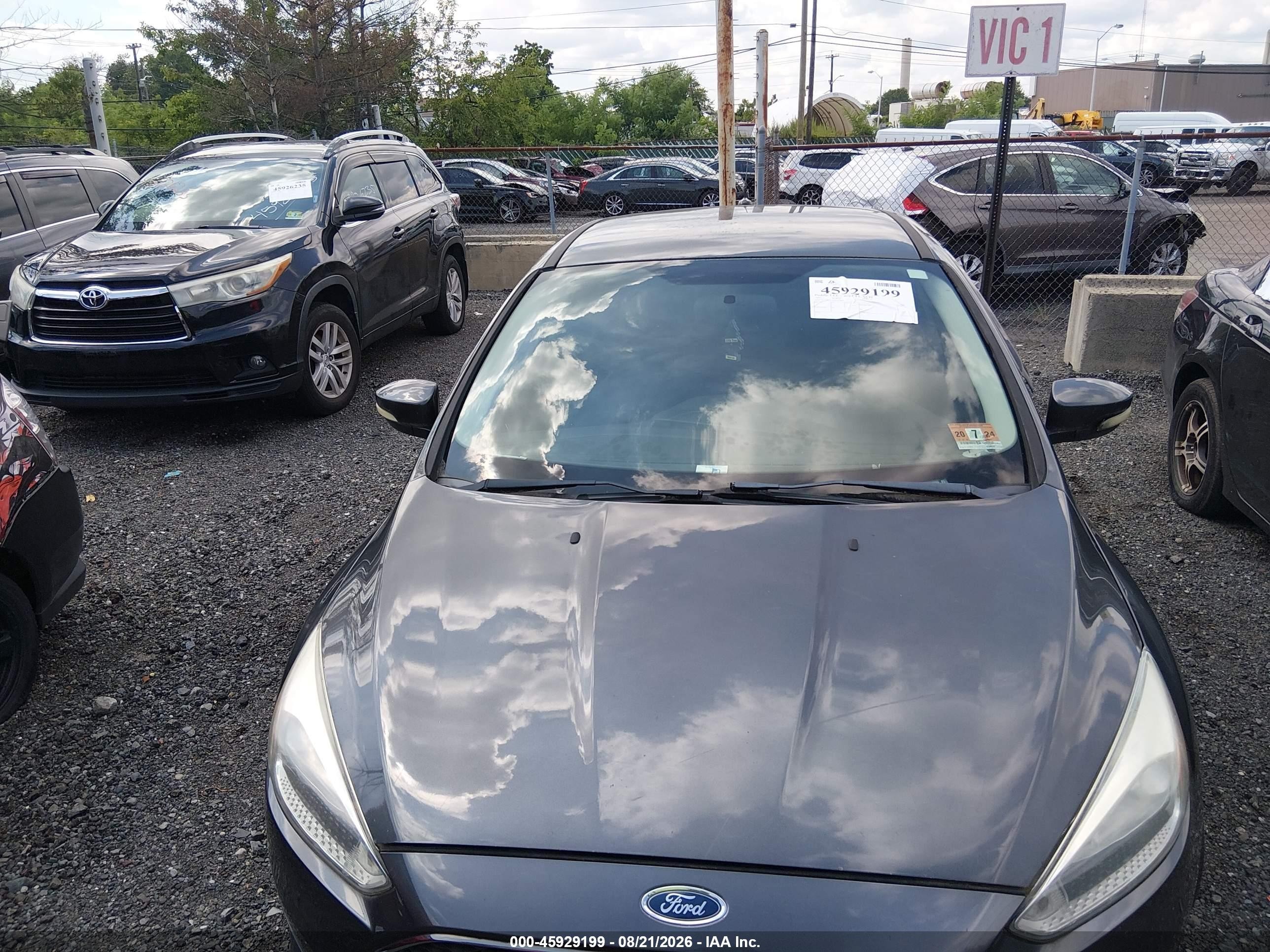 2015 Ford Focus Se Black vin: 1FADP3K2XFL212883