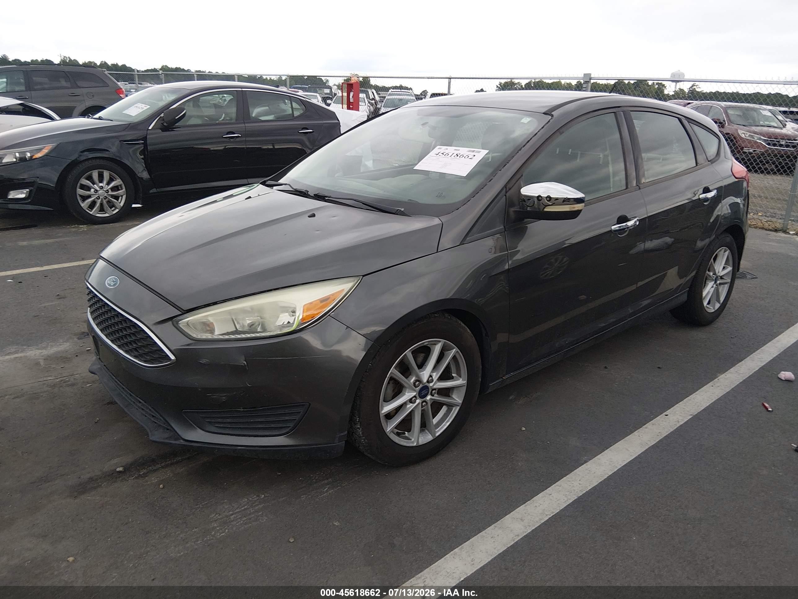 2015 Ford Focus Se Gray vin: 1FADP3K2XFL224063