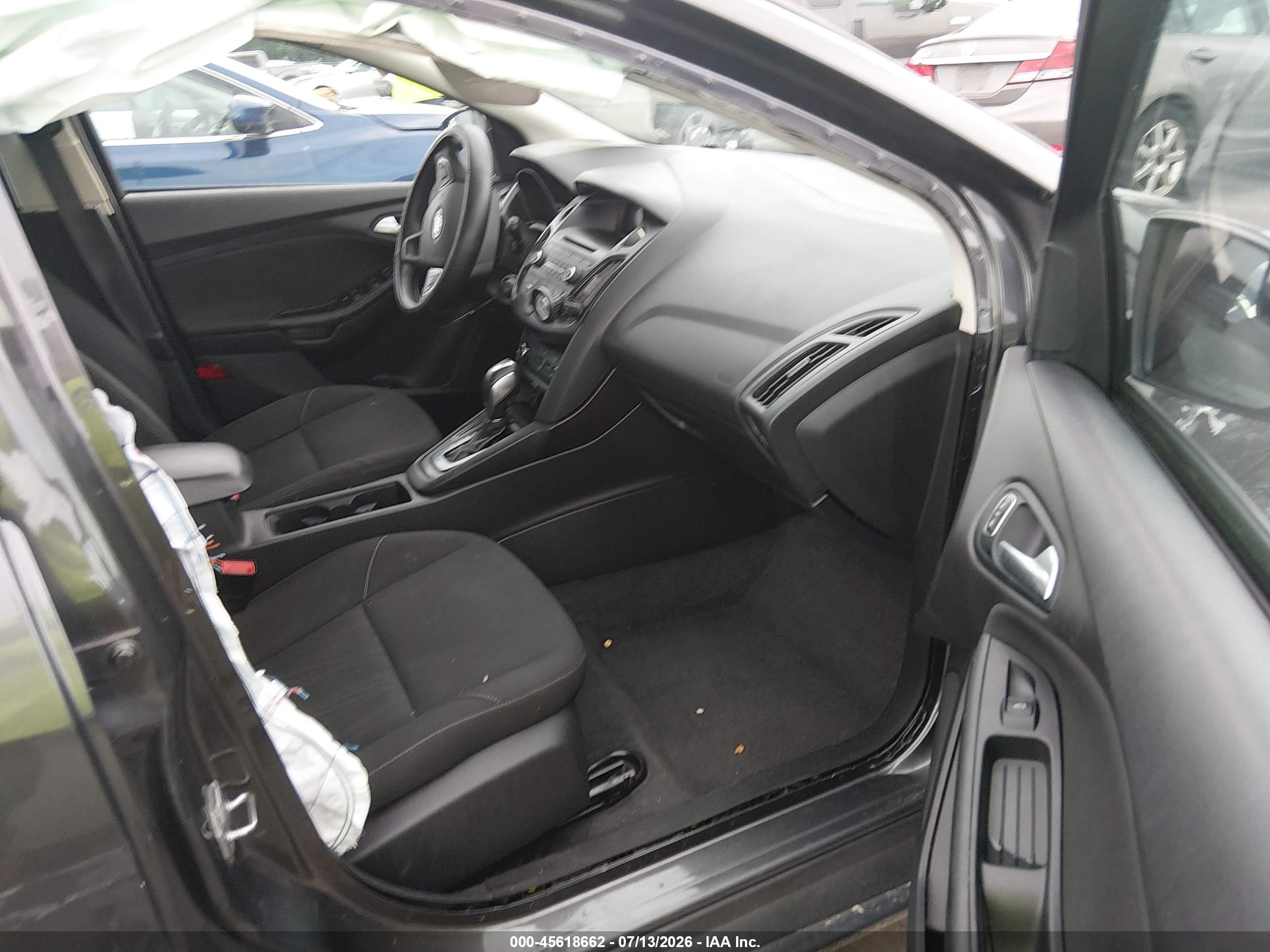 2015 Ford Focus Se Gray vin: 1FADP3K2XFL224063